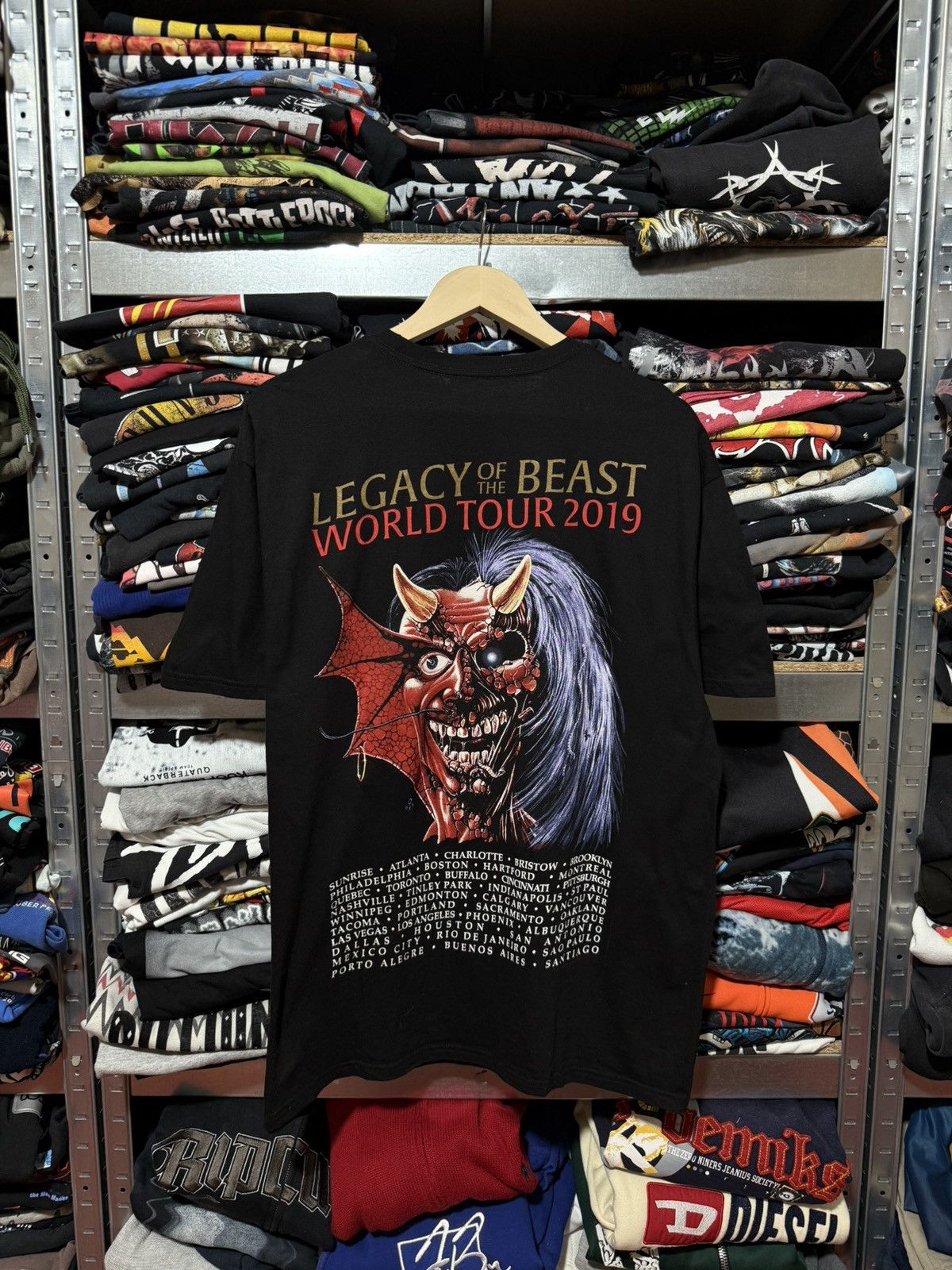 Band Tees Iron Maiden Legacy of the Beast 2019 World Tour Rock T-Shirt Size US XL / EU 56 / 4 - 1 Thumbnail