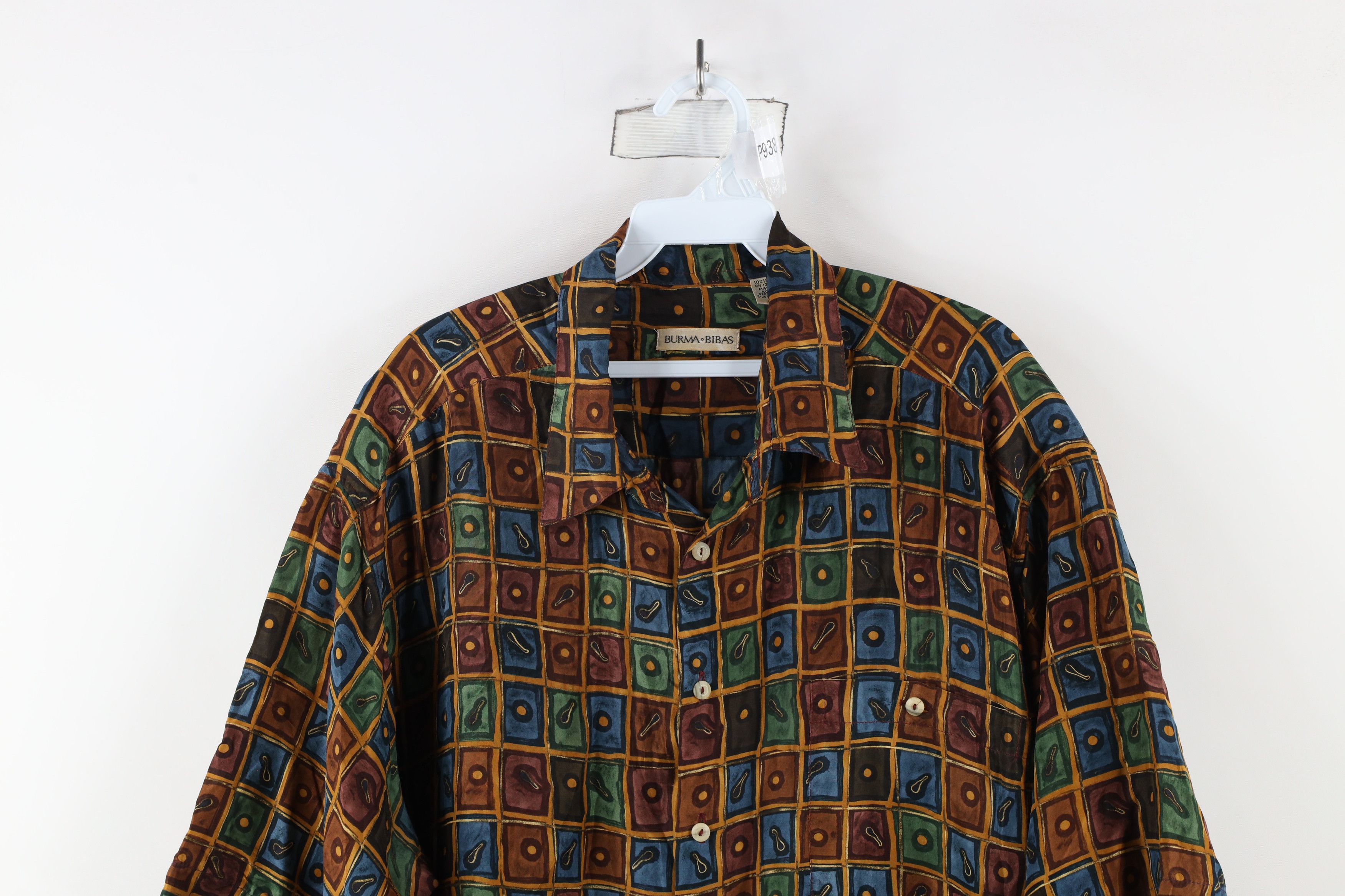 Vintage Vintage 90s Streetwear Checkered Baggy Fit Silk Button Shirt Size US L / EU 52-54 / 3 - 2 Thumbnail