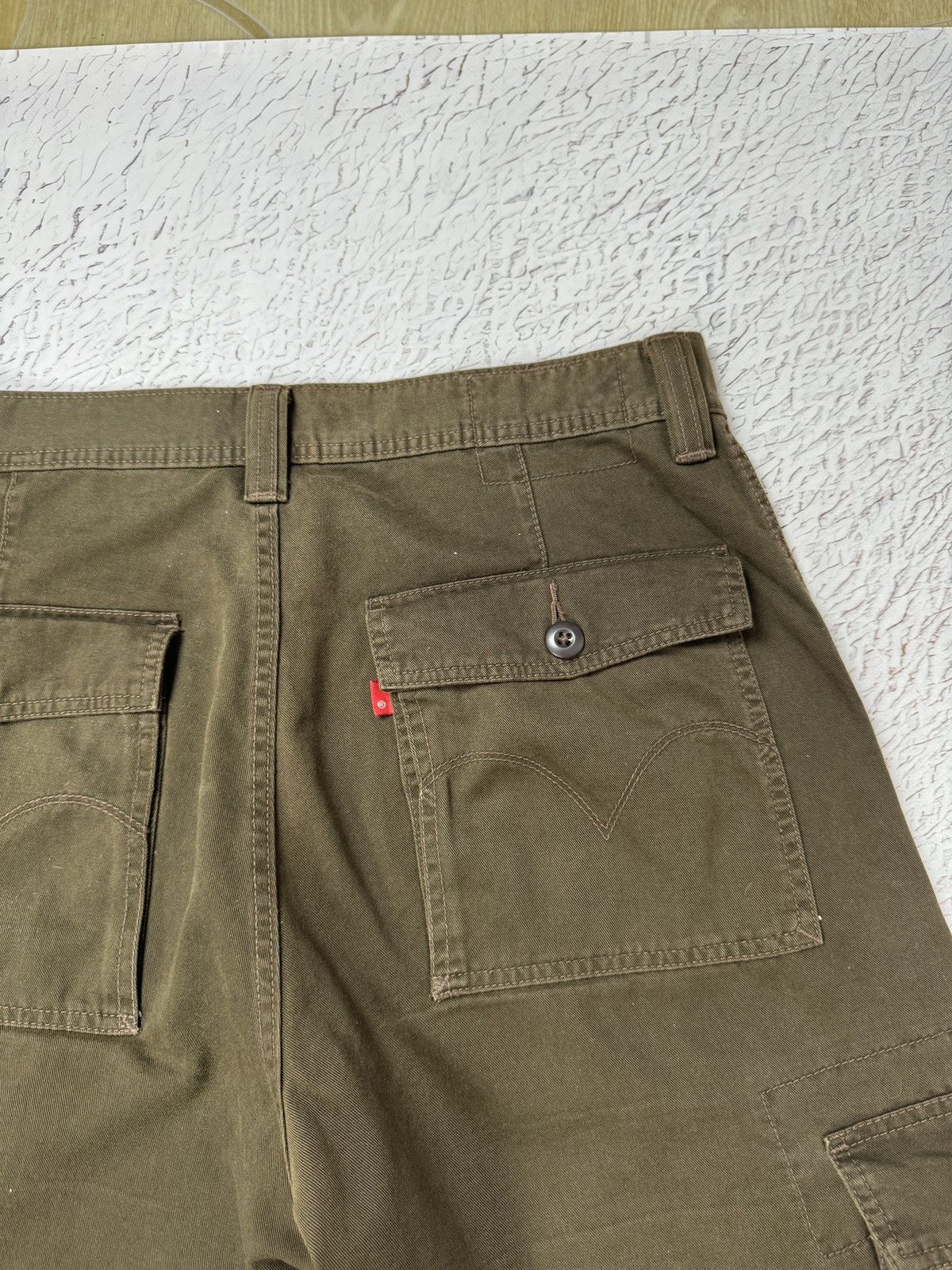 Levi's Levi’s vintage Cargo Loose Straight Baggy pants size 34 Size US 34 / EU 50 - 17 Thumbnail