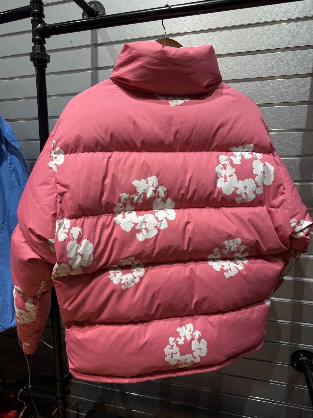 DENIM TEARS Small Cotton Wreath Puffer Jacket Denim Tears Coat New Pink Size US S / EU 44-46 / 1 - 7 Thumbnail