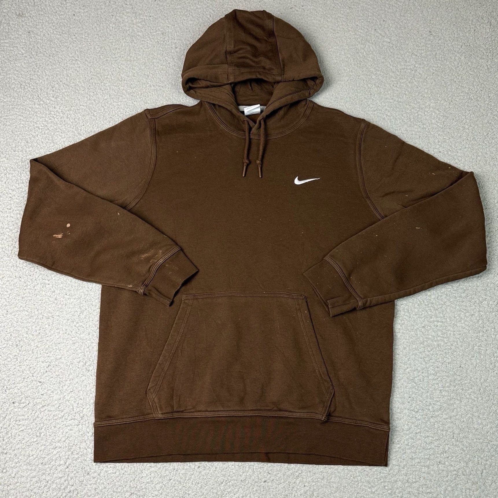 Nike VINTAGE Nike Sweatshirt Mens Large Brown Sportswear Hoodie Pullover Swoosh Distressed L Size US L / EU 52-54 / 3 - 2 Thumbnail