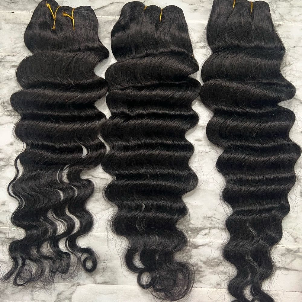 Other Luxurious Black Wavy Hair Extensions Bundle Three pieces 30 Size ONE SIZE - 2 Thumbnail