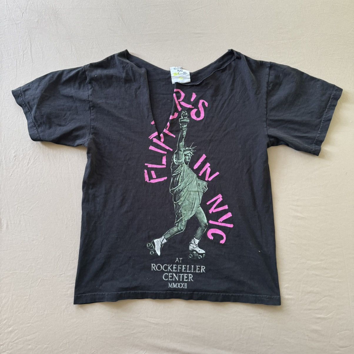 Other Flipper's Roller Boogie Palace NYC Graphic Tee Size US S / EU 44-46 / 1 - 1 Thumbnail