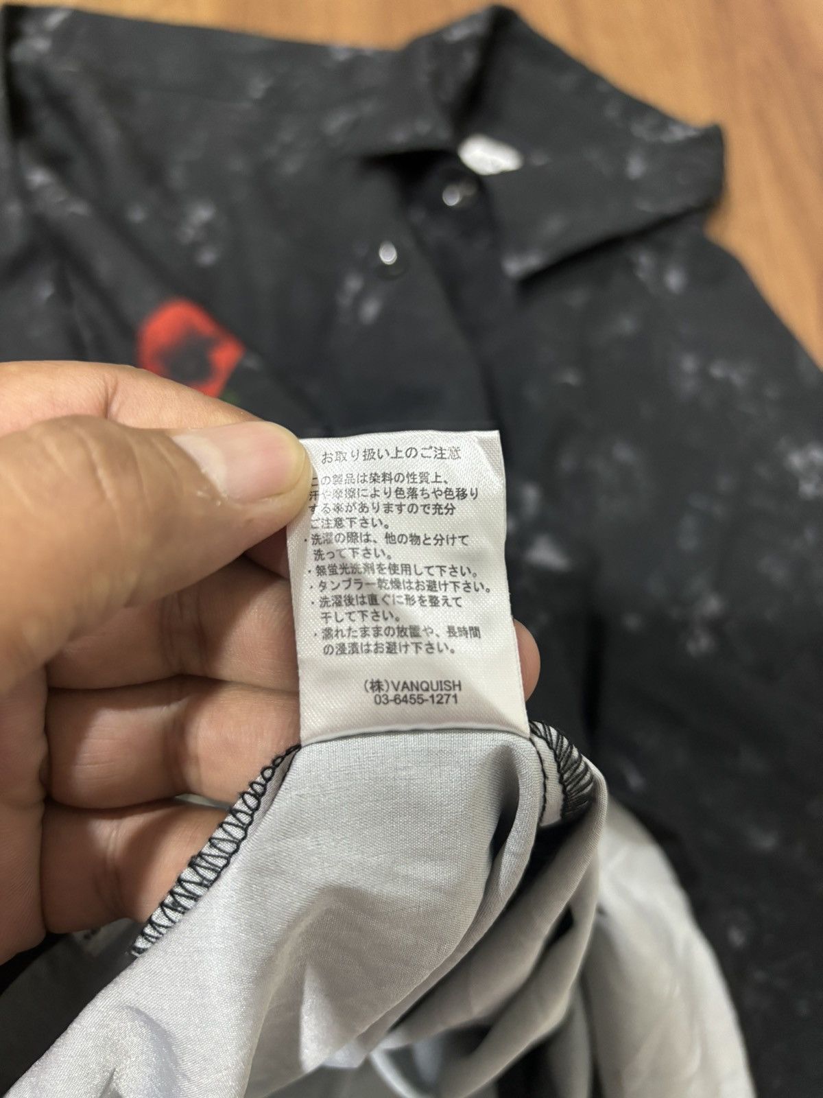 Japanese Brand × Vanquish × Vintage Vintage Vanquish Tokyo Black Rose Shirt Size US S / EU 44-46 / 1 - 8 Thumbnail