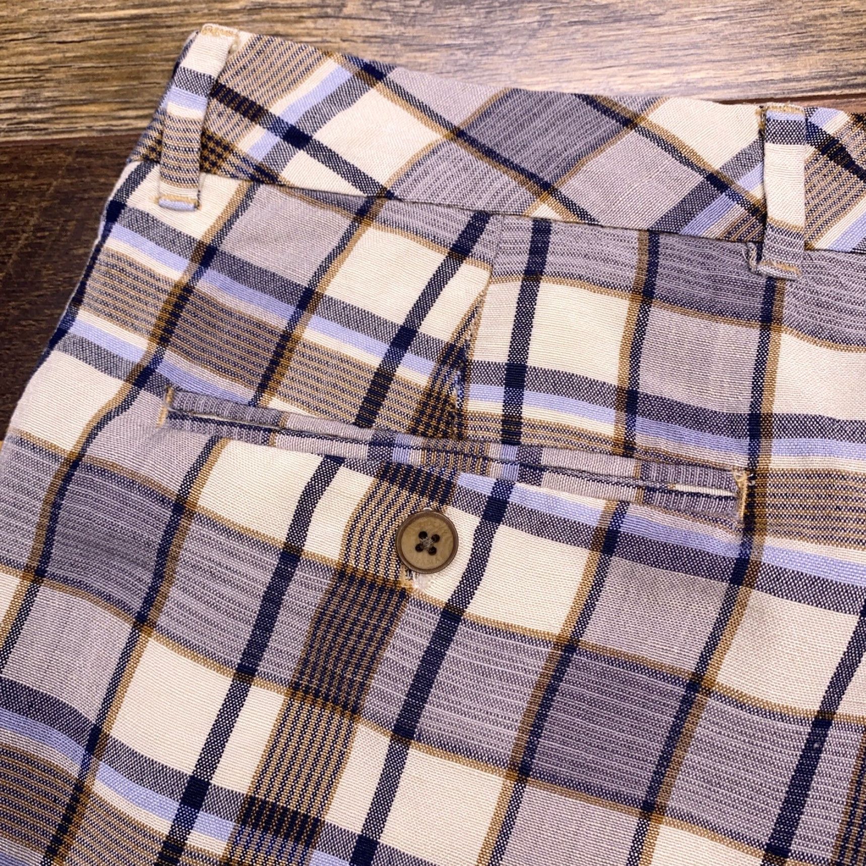 Tommy Bahama Tommy Bahama Shorts Adult 32 Linen Paradise Nation Flat Front Plaid Marlin Mens Size US 32 / EU 48 - 6 Thumbnail