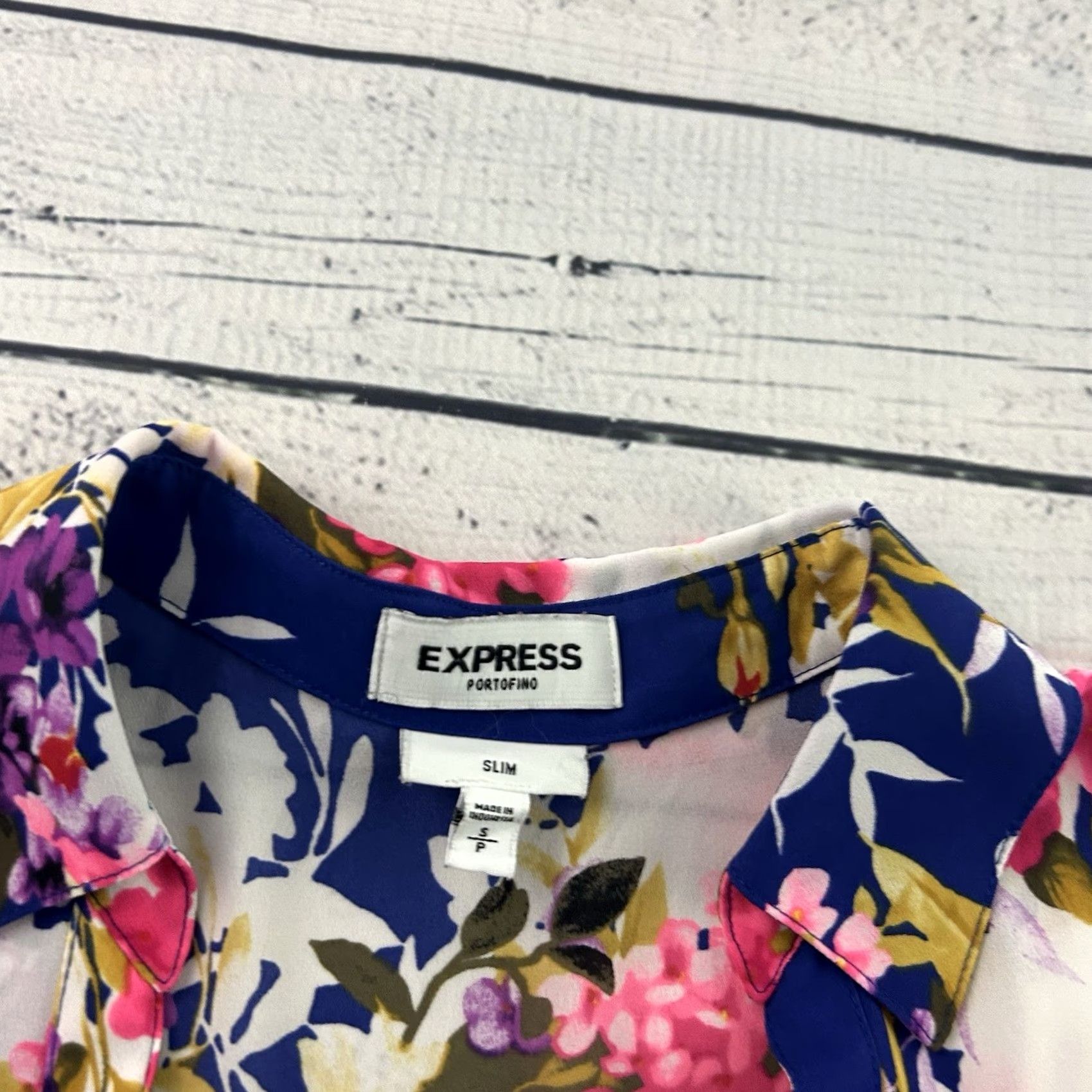 Express Express Portofino Slim Floral Button-Up Shirt Women's Small XS? Size S / US 4 / IT 40 - 2 Thumbnail
