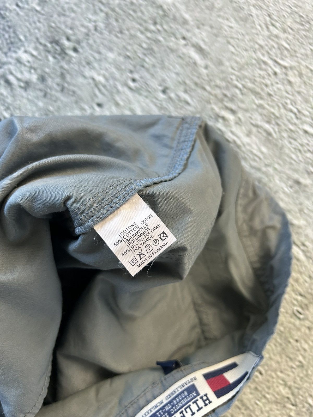 Tommy Hilfiger × Vintage Tommy Hilfiger vintage nylon track pants cargo parachute Y2K Size US 30 / EU 46 - 7 Thumbnail