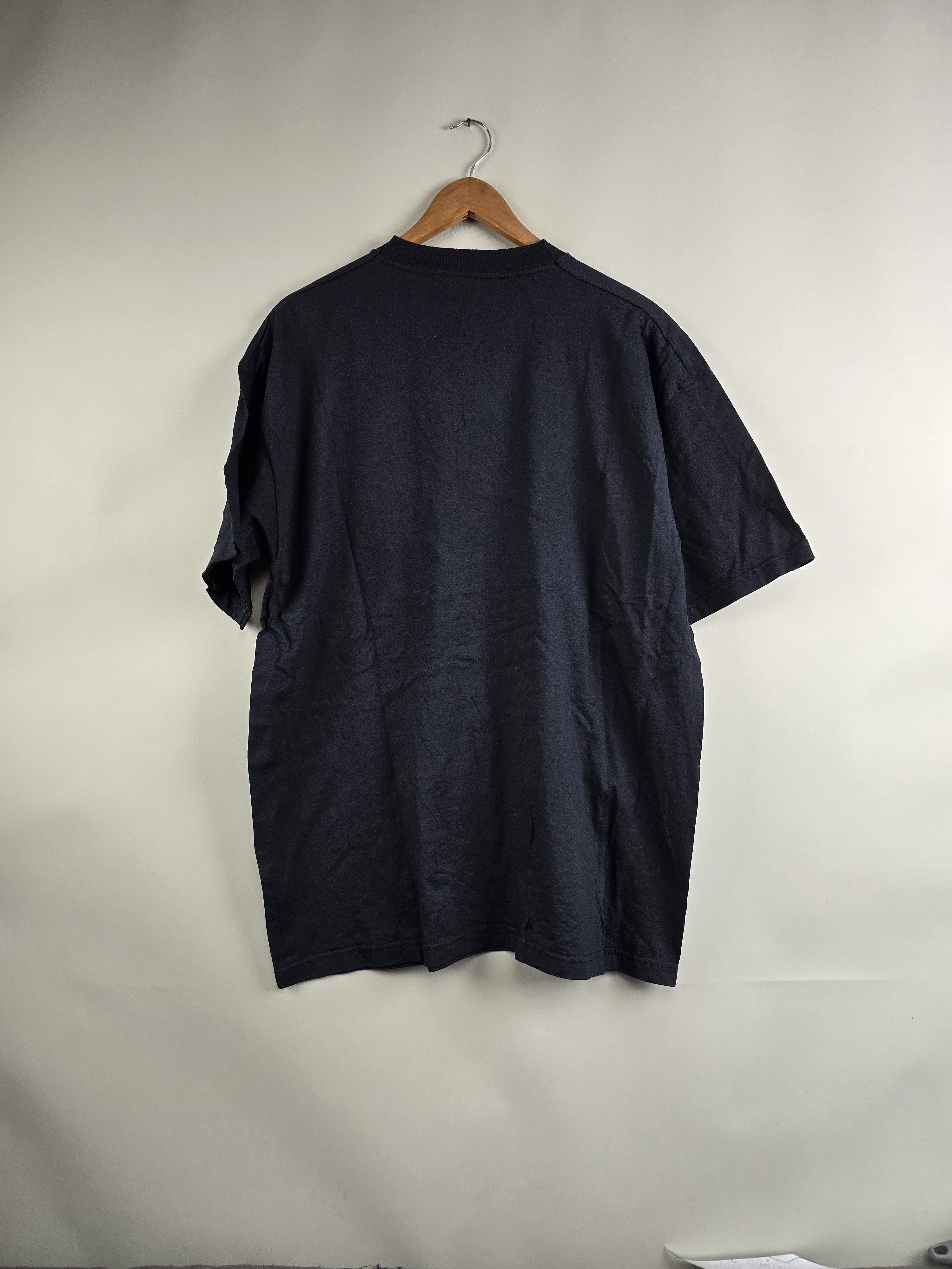 Anime × Vintage 2000 Metal Gear Solid XL 23" 30.5" Size US XL / EU 56 / 4 - 6 Thumbnail