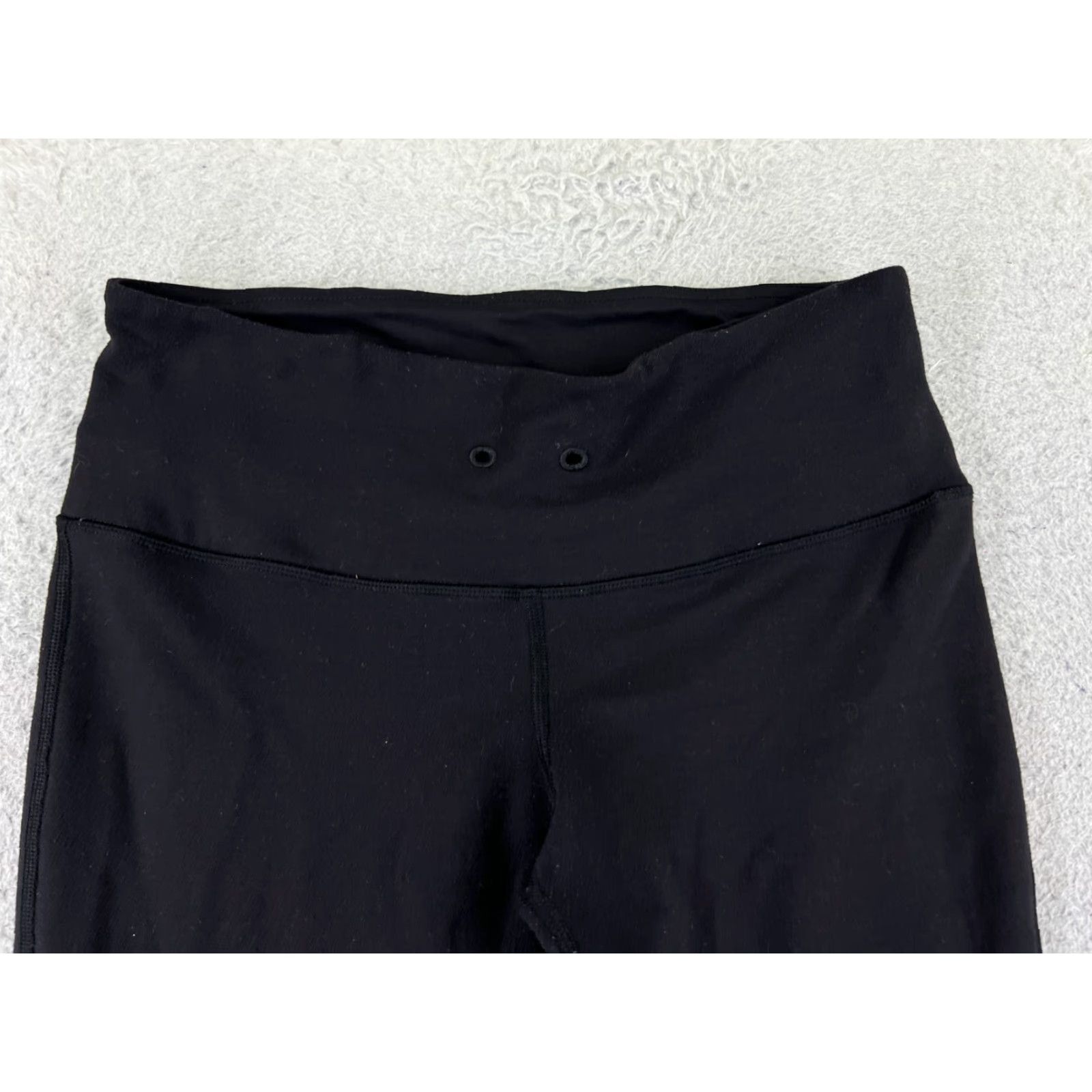 Lululemon Lululemon Women's Cropped Pants 8 Black Purple Nylon Blend Yoga Athleisure 28" Regular Fit Size 30" / US 8 / IT 44 - 4 Thumbnail
