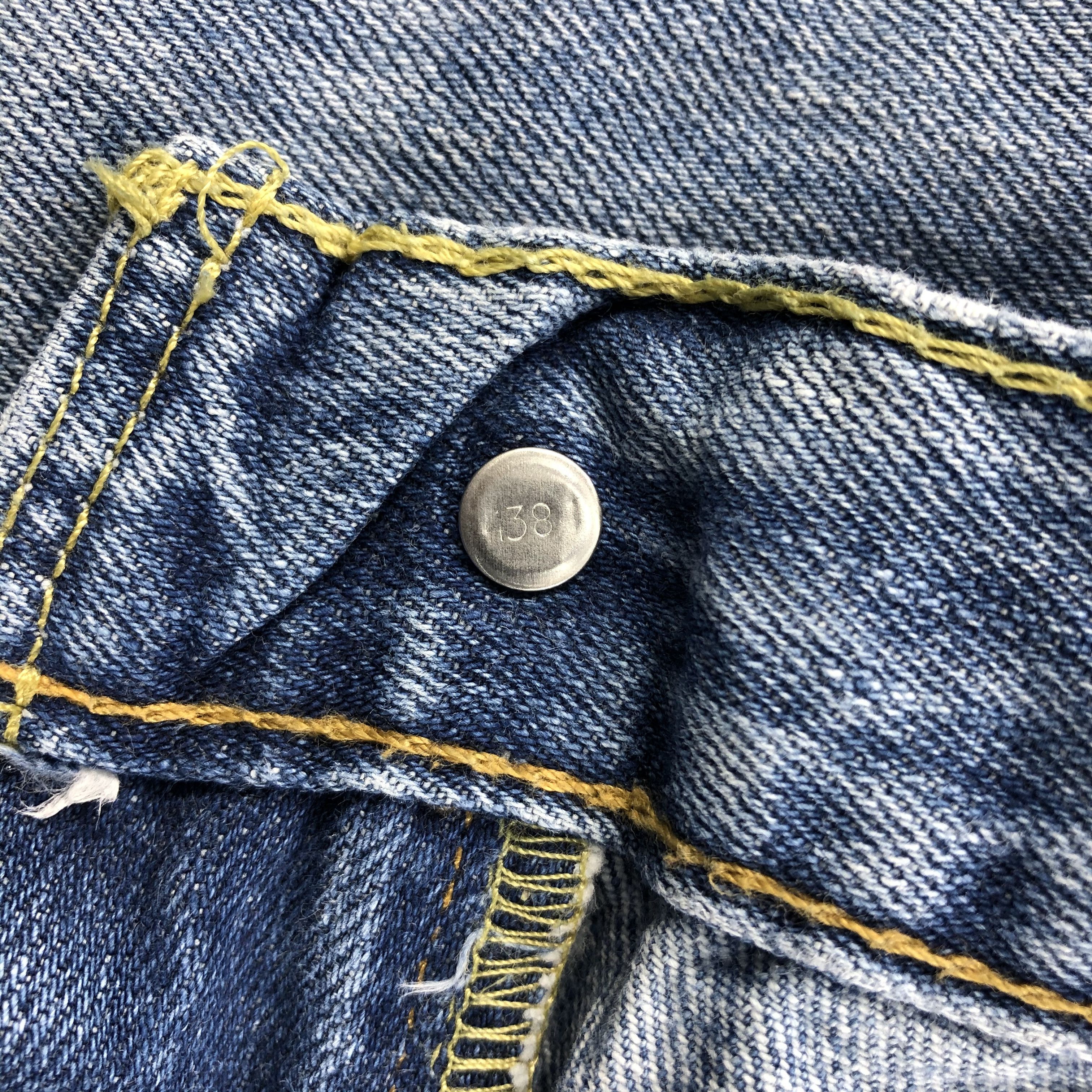 Levi's × Vintage Vintage Blue Wash Levis 559 Jeans-JM1164 Size US 39 - 8 Thumbnail