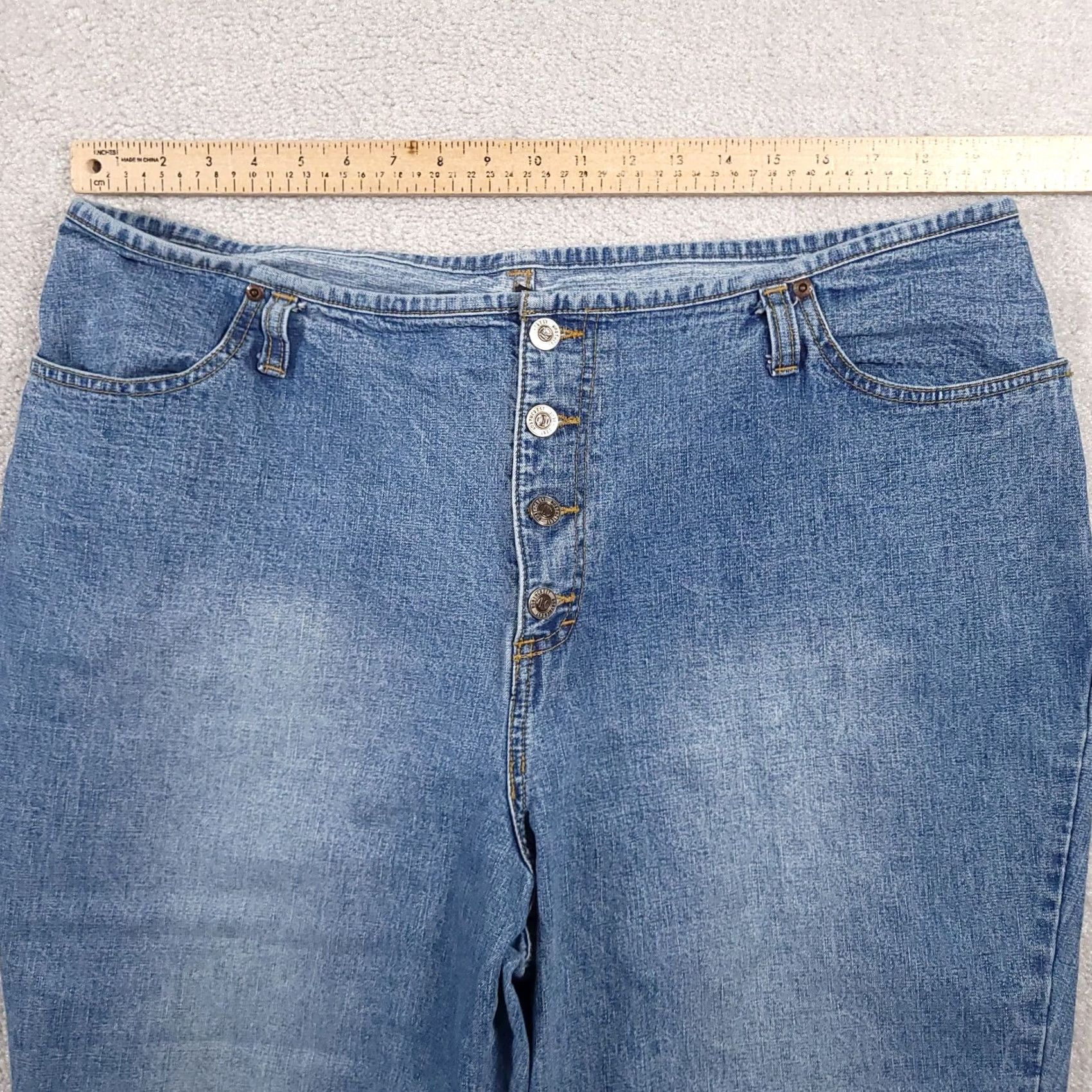 Vintage VINTAGE 90s Jeans Women's 20W Capri Denim NorthCrest Button Fly High Rise Relaxed Size 42" / US 20 - 6 Thumbnail