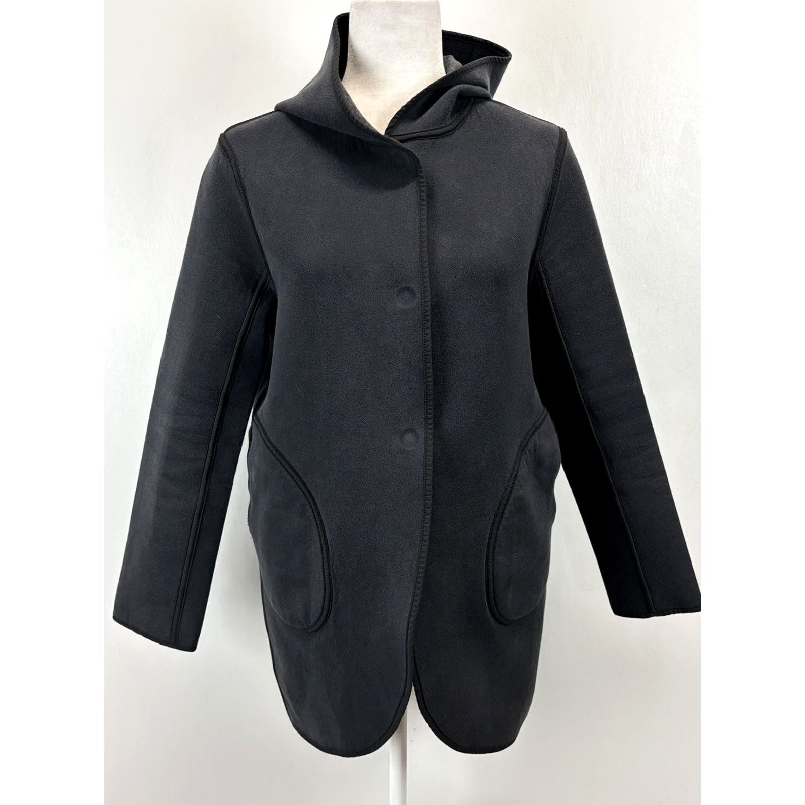 Lululemon Lululemon Jacket Womens Medium Black Gray Reversible Urban Horizons Hood READ Size M / US 6-8 / IT 42-44 - 4 Thumbnail