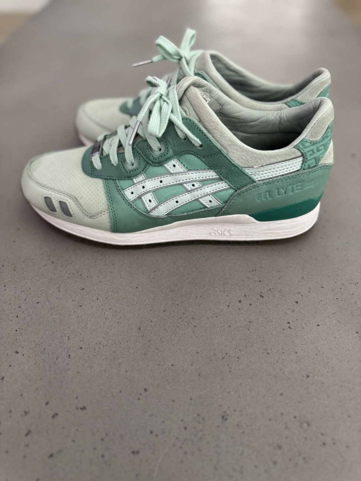 Asics Highs and Lows x ASICS GEL-Lyte III "Silver Screen" Size US 10 / EU 43 - 4 Thumbnail