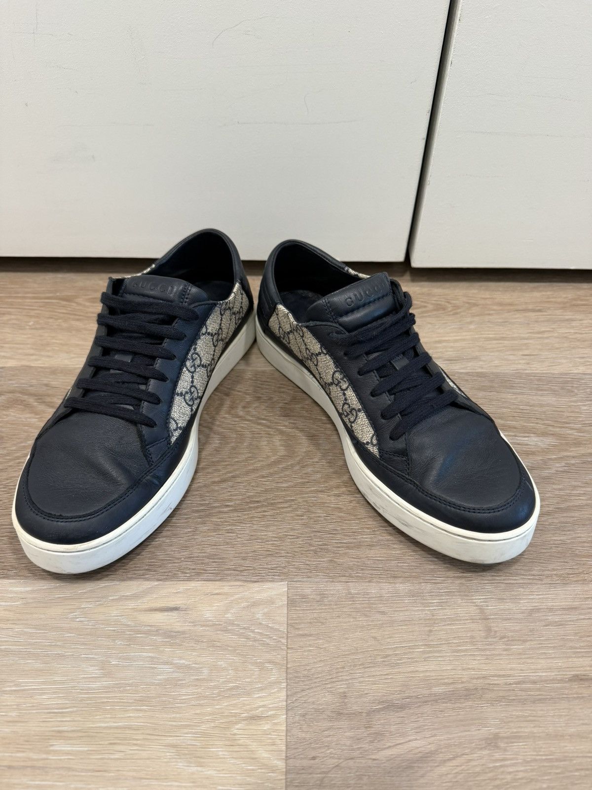 Gucci Gucci Low-Top Sneaker Size US 7.5 / EU 40-41 - 1 Thumbnail