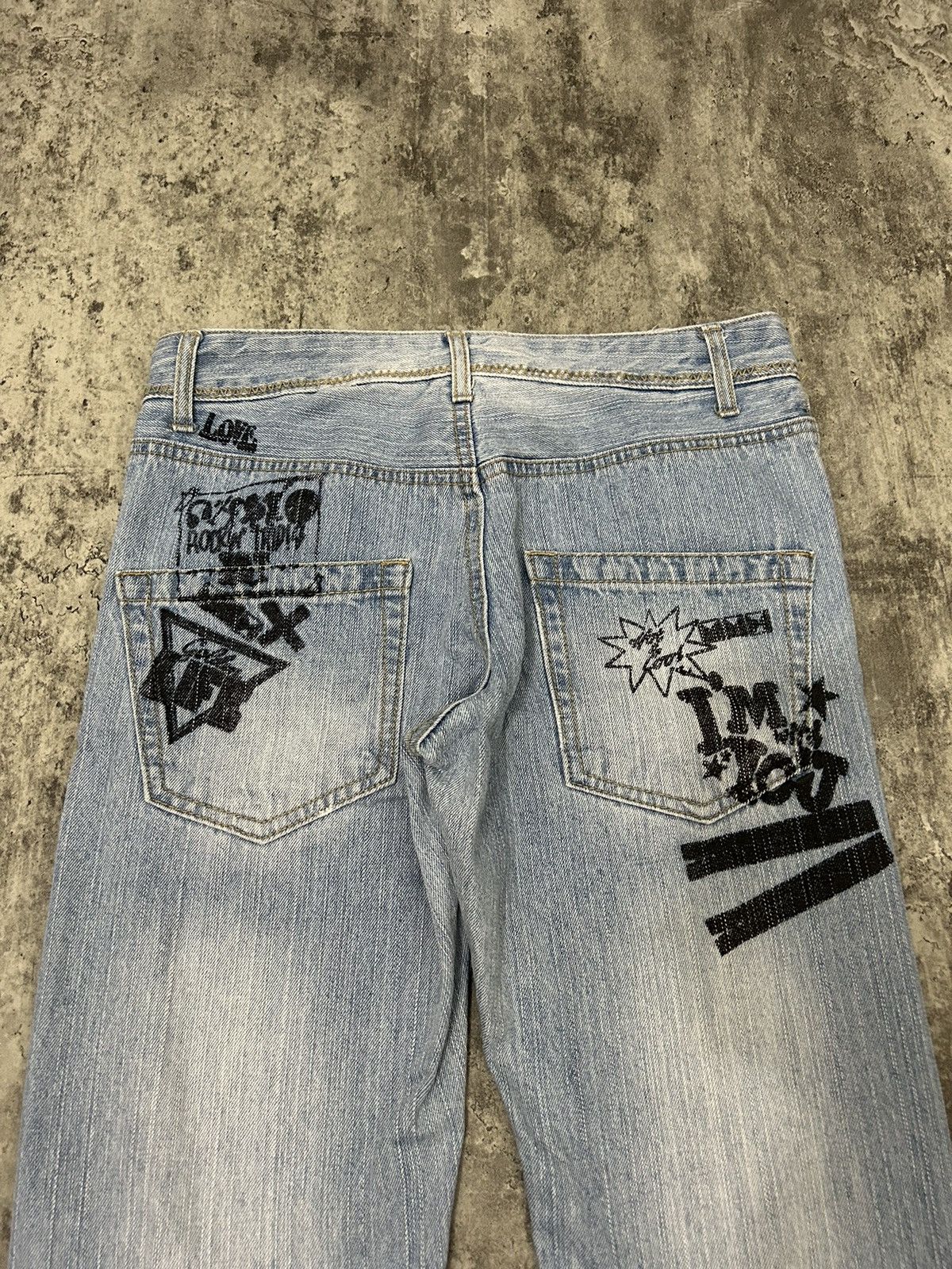 Japanese Brand × Undercover Pink Latte Believe Me Embroidered Distresse Jeans Size US 31 - 7 Thumbnail