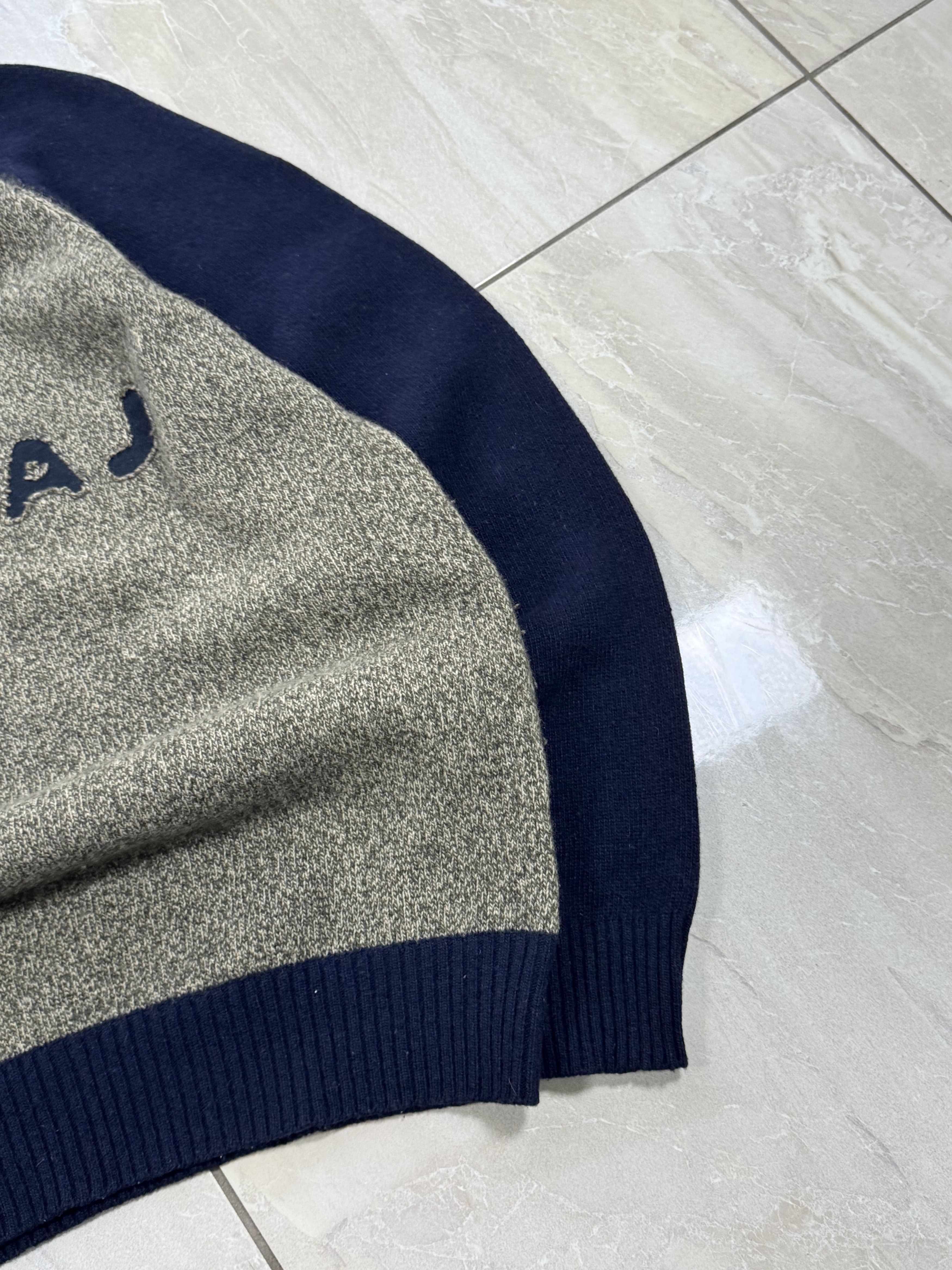 Giorgio Armani Vintage Armani Jeans Beige & Navy 00S Wool Knit Jumper Size US XL / EU 56 / 4 - 4 Thumbnail