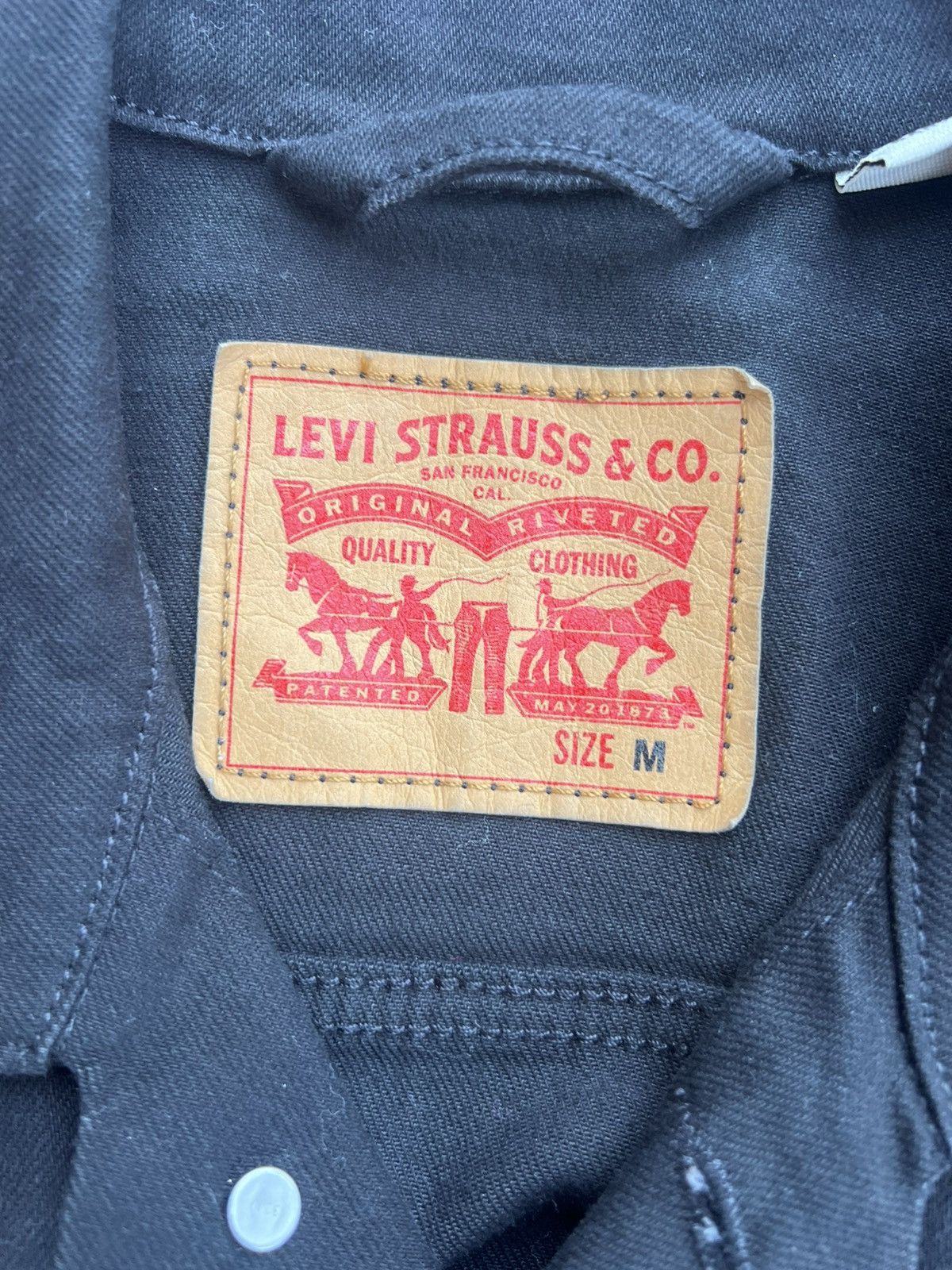 Levi's Vintage Levi's Trucker Jacket Mens M Black Denim Button Up Size US M / EU 48-50 / 2 - 2 Thumbnail