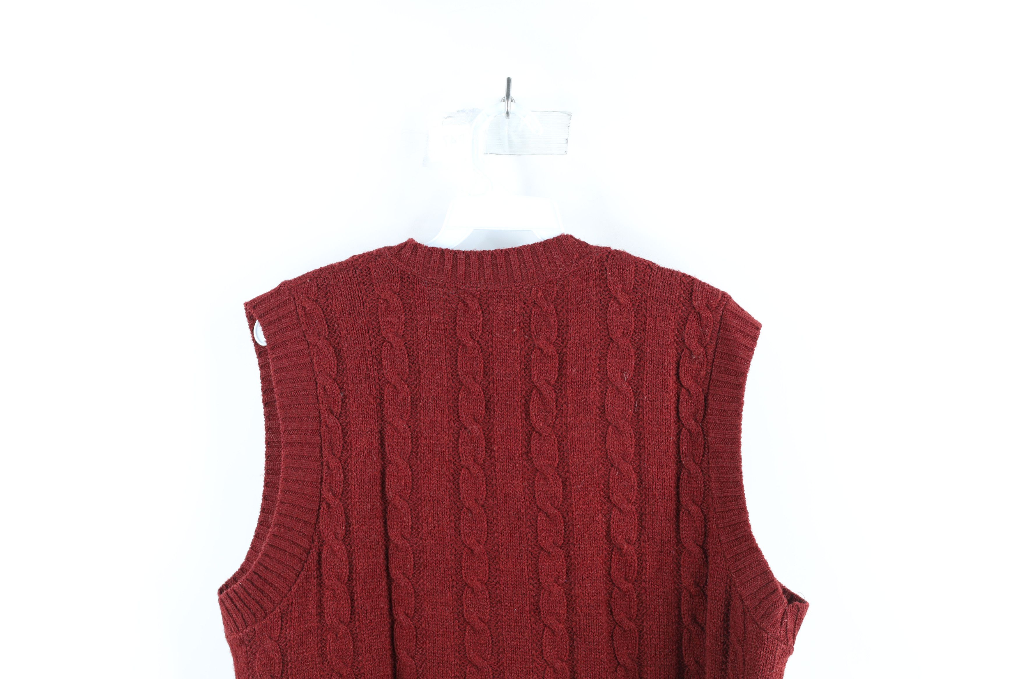 Vintage Vintage 60s 70s Streetwear Knit V-Neck Sweater Vest Red USA Size US L / EU 52-54 / 3 - 7 Thumbnail