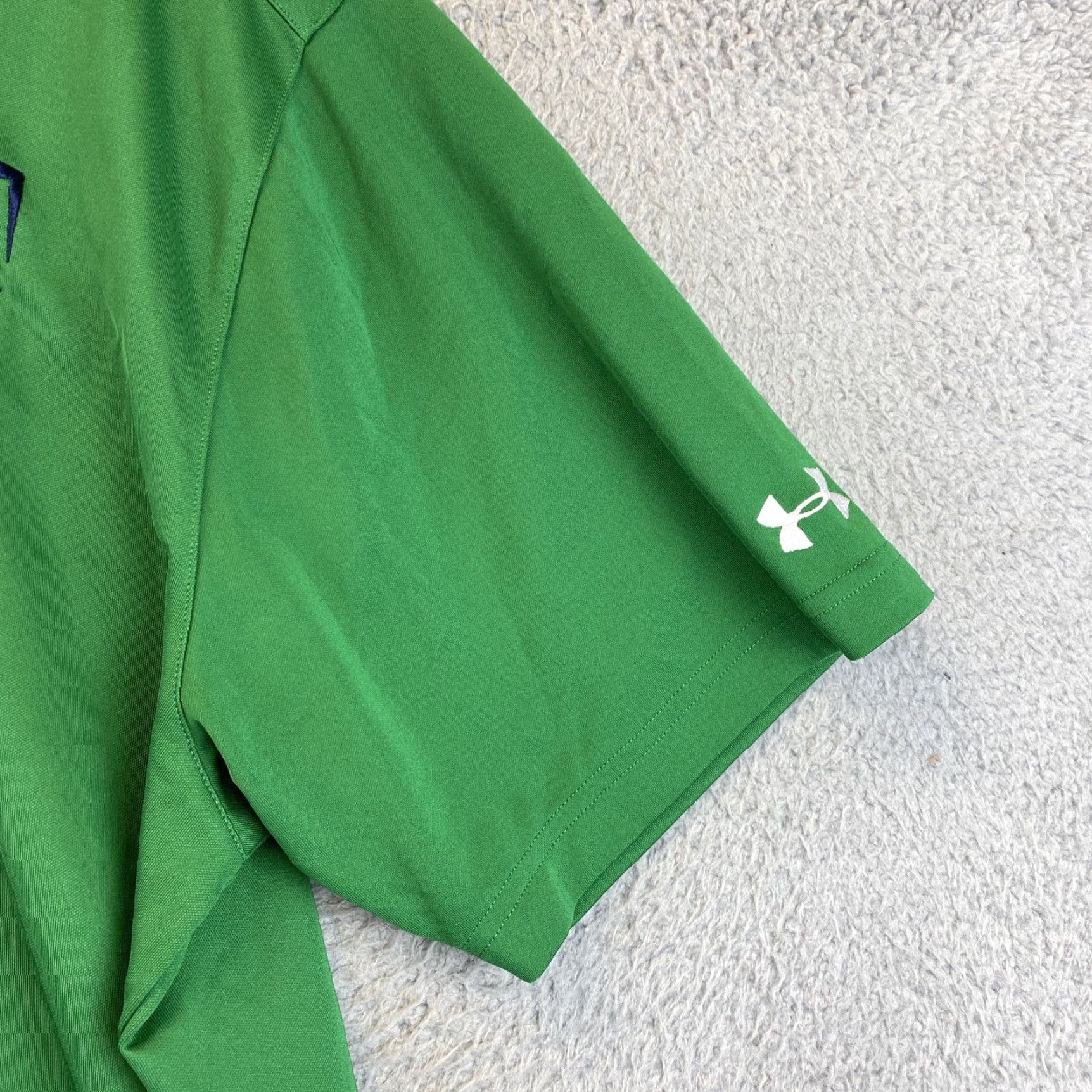 Under Armour Under Armour Polo Shirt XL Green Solid Heatgear Golf Short Sleeve Regular Men 48-46 /-46-48-46-? Size US XL / EU 56 / 4 - 4 Thumbnail