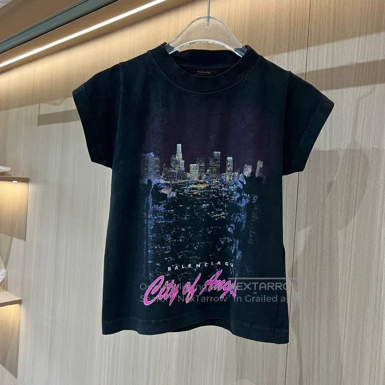 Balenciaga Balenciaga Los Angeles Night Scene Short Sleeve Knit T-Shi Size XS / US 0-2 / IT 36-38 - 3 Thumbnail