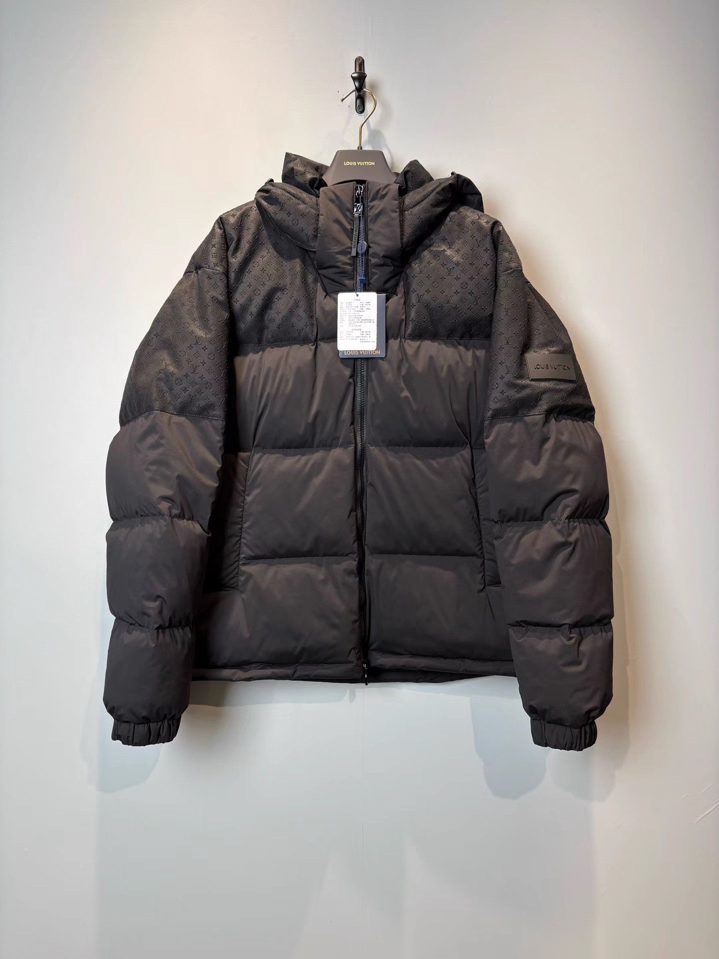 Louis Vuitton Louis Vuitton SS25 Mixed Embroidery Hooded Jacket K36 Size US M / EU 48-50 / 2 - 1 Thumbnail