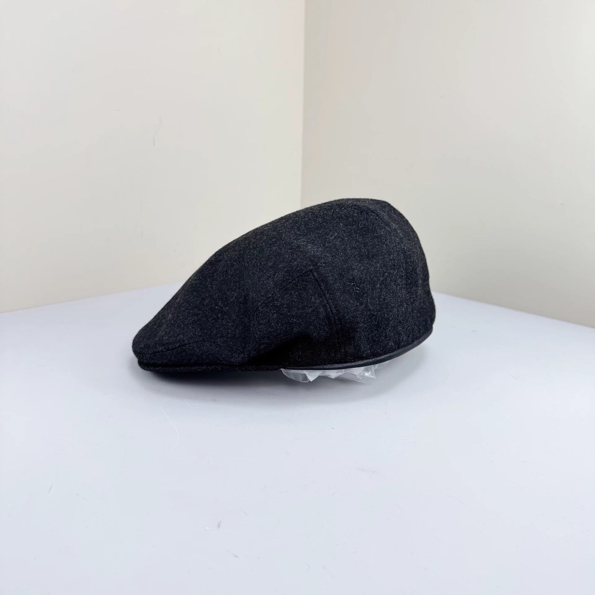 Hermes Hermes Black & Gray Wool Beret 58cm 98 New Size ONE SIZE - 1 Thumbnail