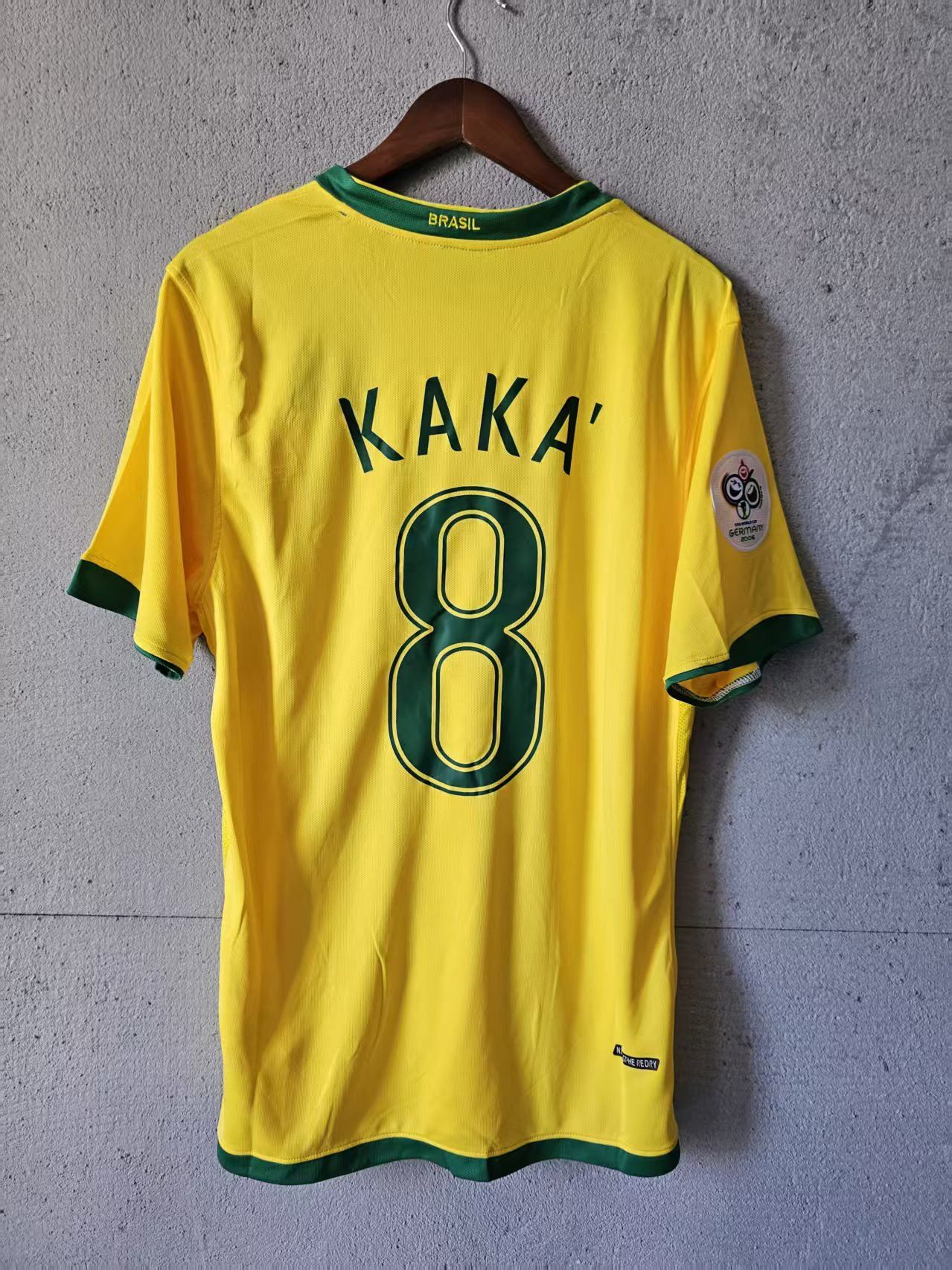 Other 2006 Brazil #8 Kaka Jersey Home Size US XL / EU 56 / 4 - 2 Thumbnail