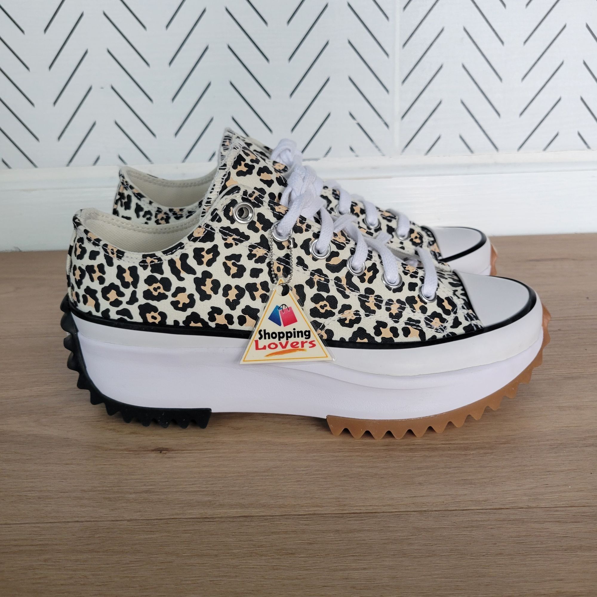 Converse Run Star Hike Platform Archive Leopard 8.5 Men’s Shoes in Black