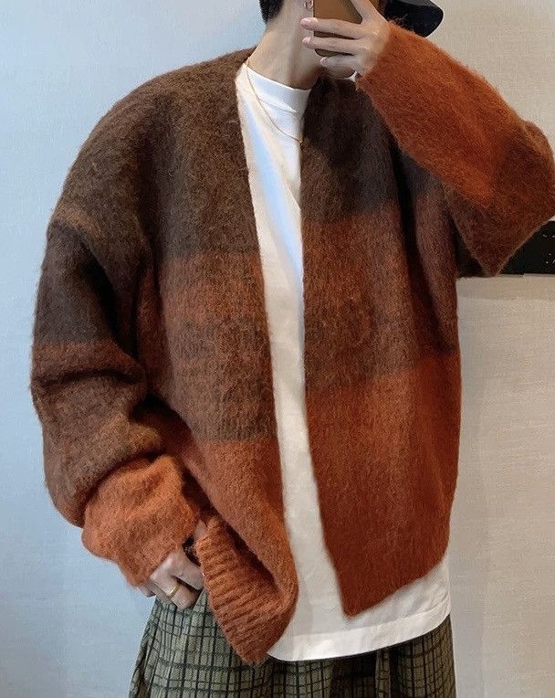 Japanese Brand Retro vintage fashion gradient effect fluffy cardigan Size US XXL / EU 58 / 5 - 1 Thumbnail
