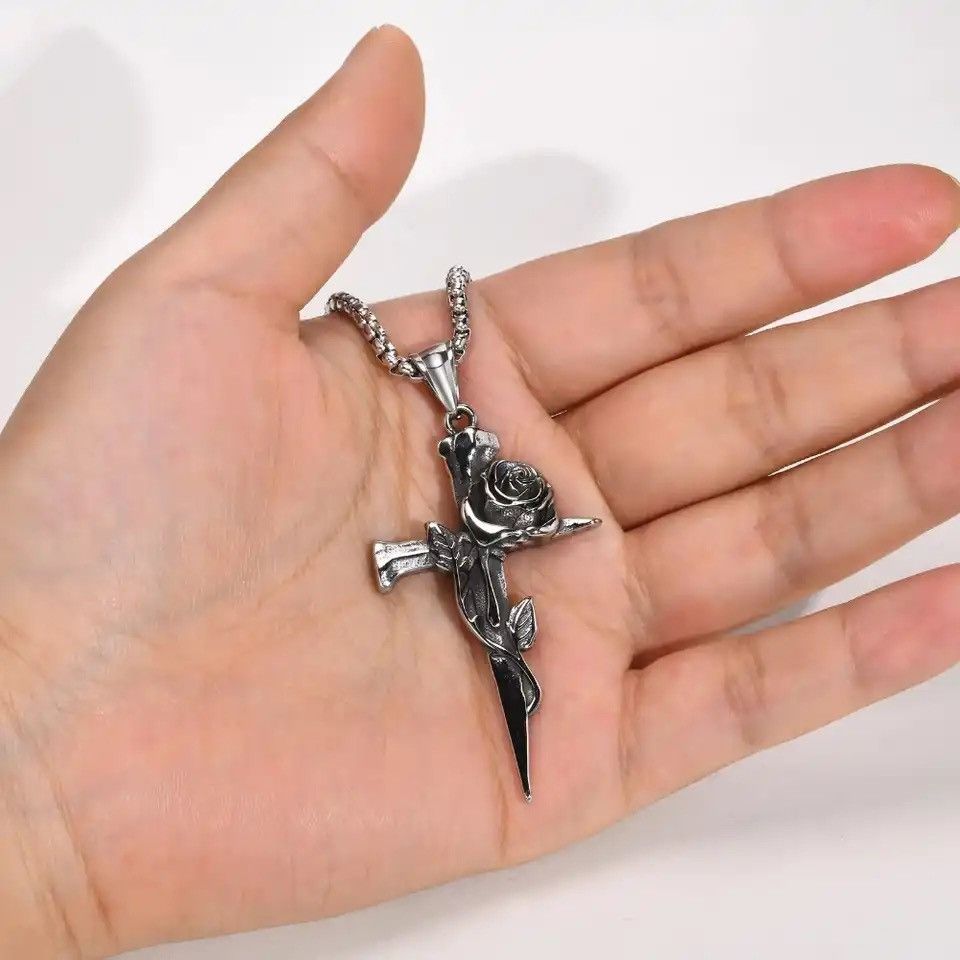 Jewelry × Vintage Vintage Cross Pendant Necklace Rock Punk Rose Flower Gothic Size ONE SIZE - 2 Thumbnail