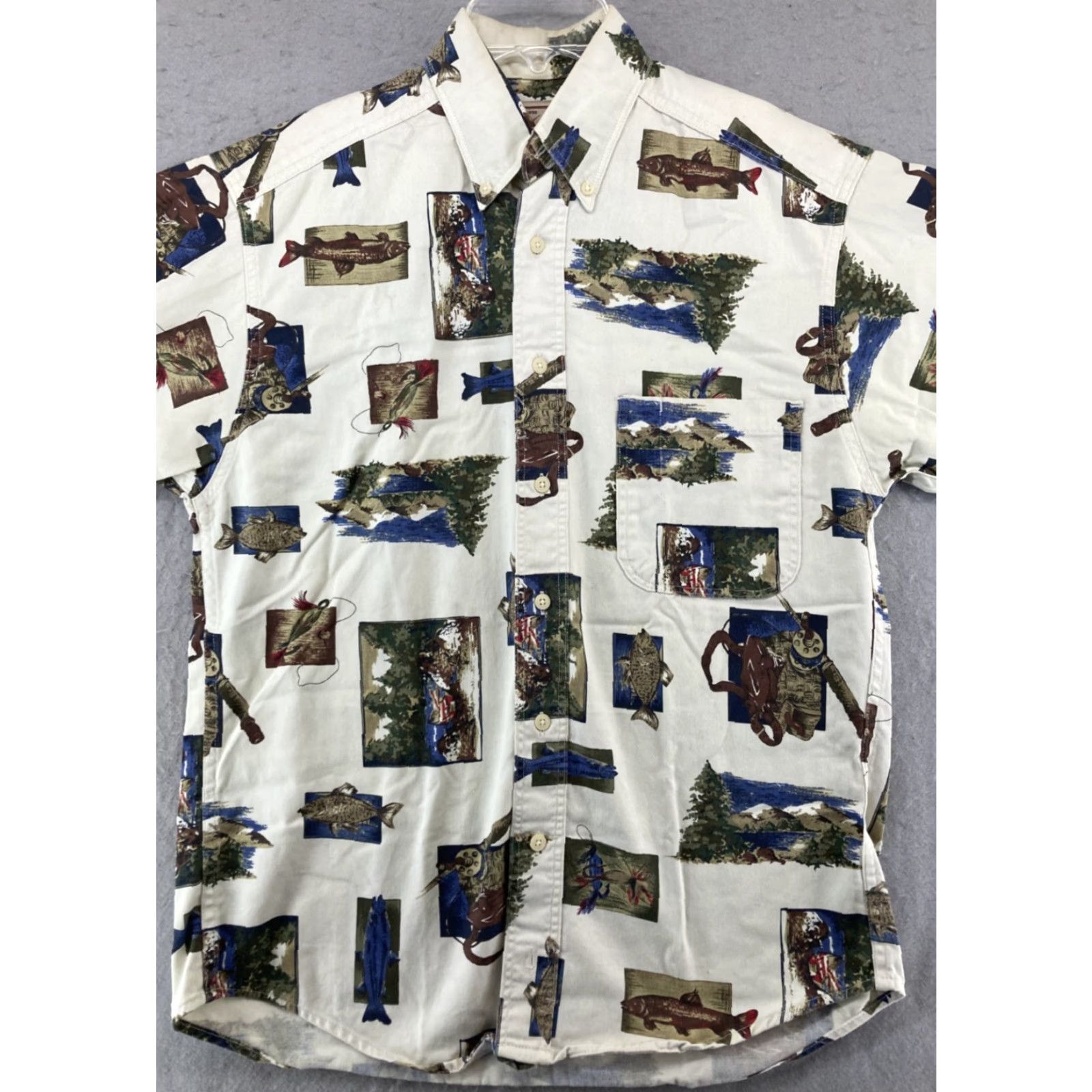 Vintage VINTAGE Woolrich Short Sleeve Shirt Mens Small White Graphic Print Outdoor Fishing 90s Mens Size US S / EU 44-46 / 1 - 2 Thumbnail