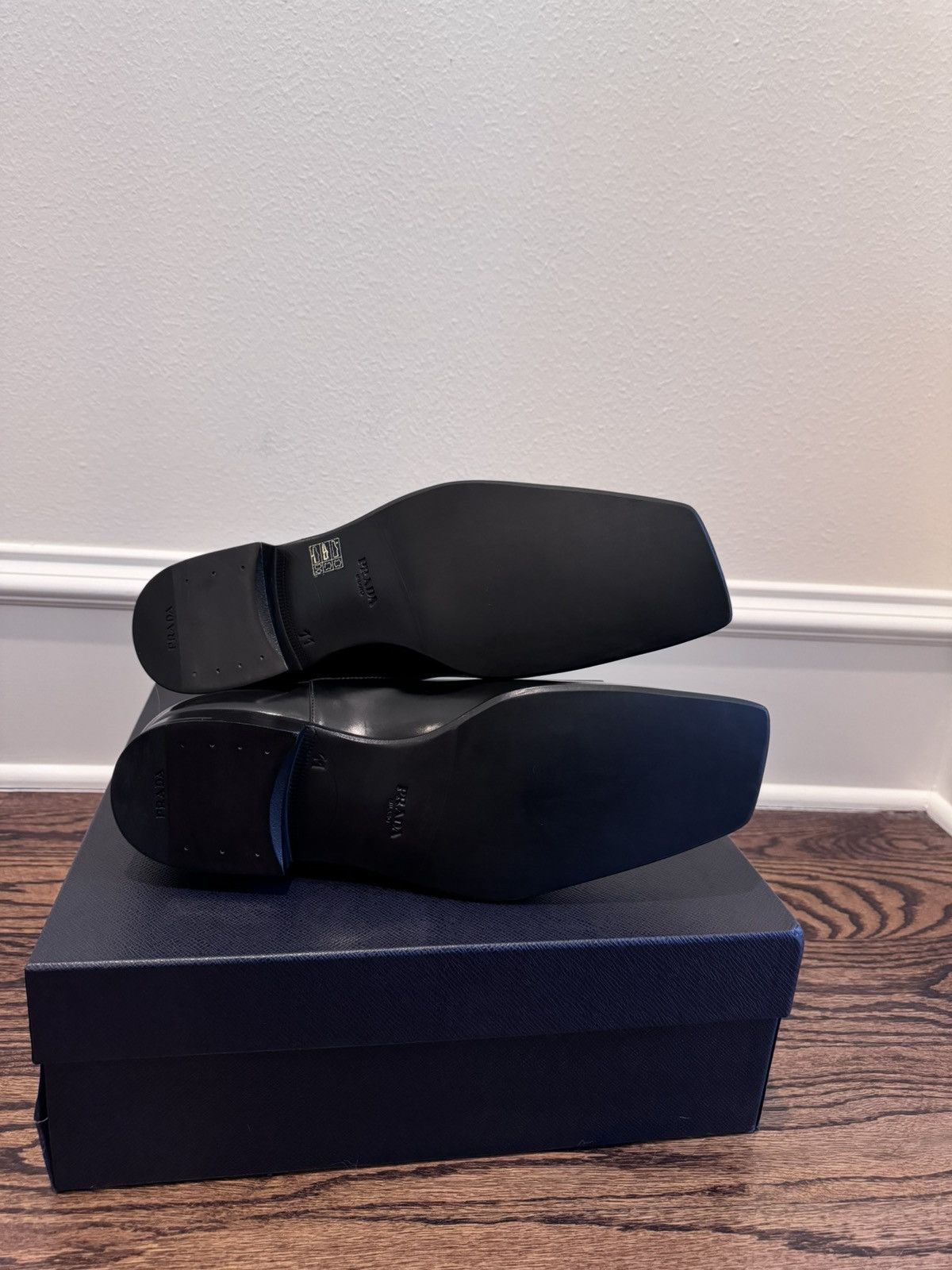 Prada Men’s chelsea boots ankle boots black Size US 11 / EU 44 - 4 Thumbnail