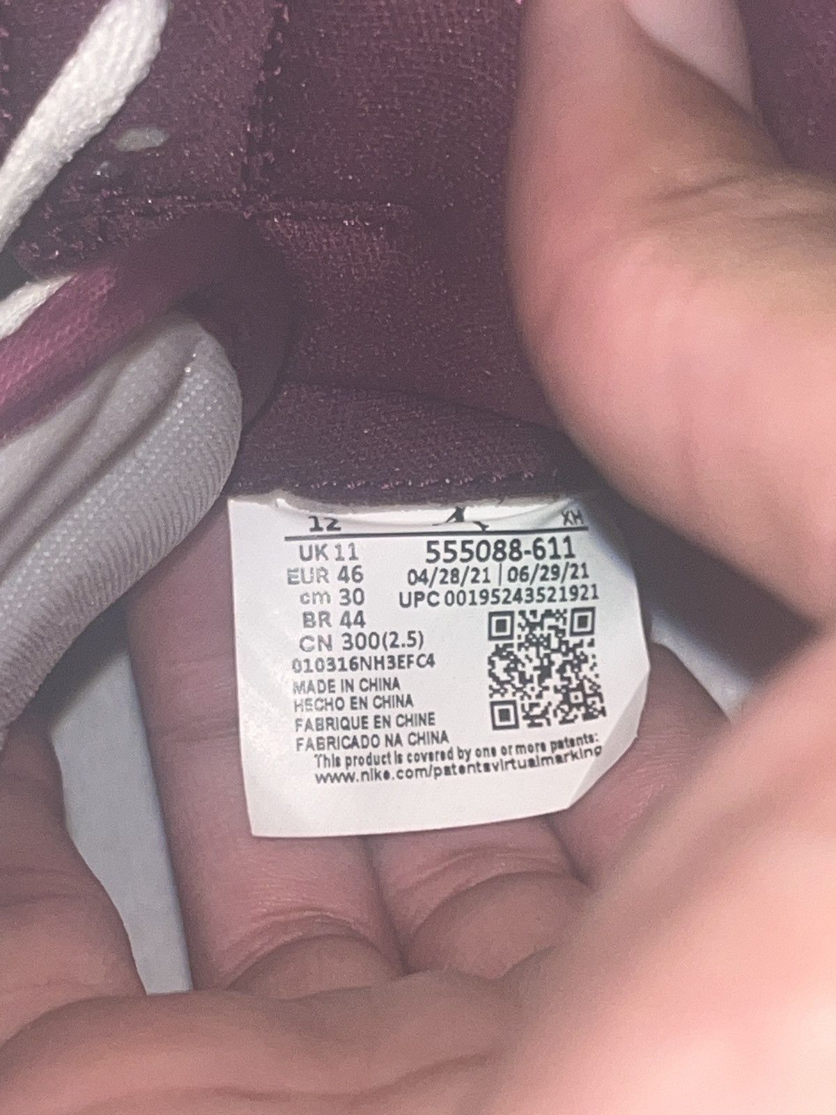 Jordan Brand Jordan 1 High Top OG Bordeaux Size US 12 / EU 45 - 6 Thumbnail