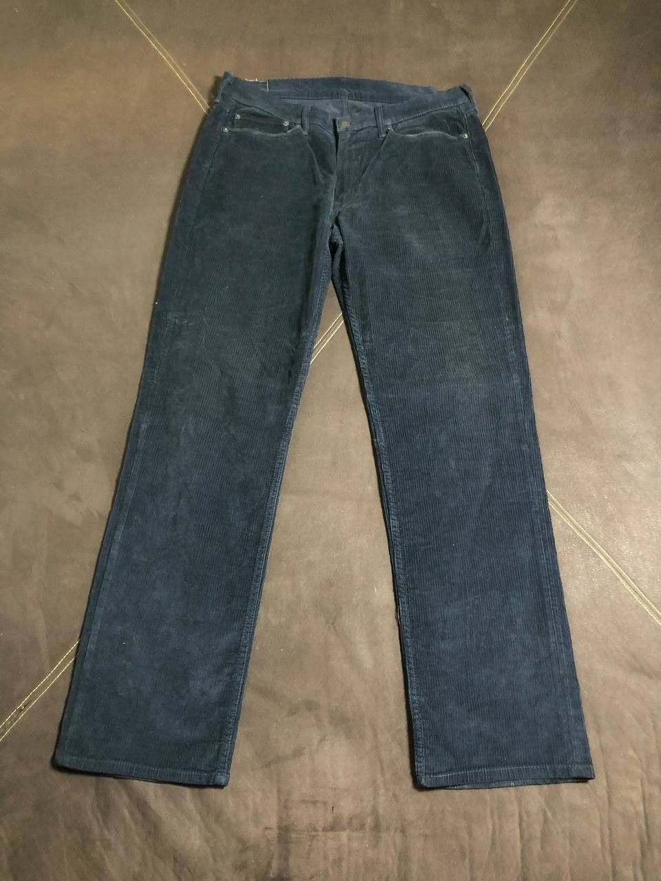 Levi's Vintage Levis 514 Corduroy Trousers Boot Cut Wide Leg pants Size US 36 / EU 52 - 1 Thumbnail