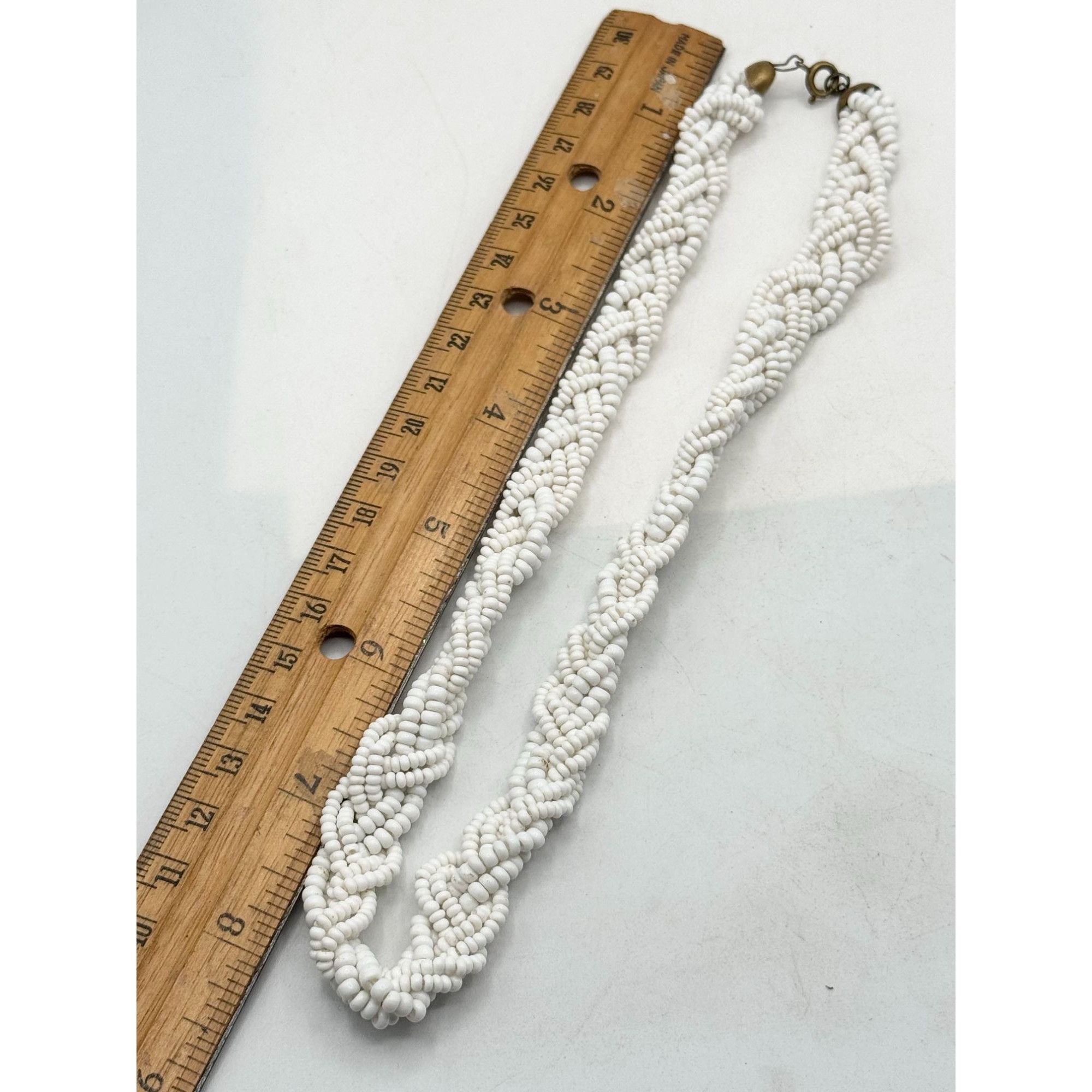 Vintage Vintage white milk glass braided beaded necklace Size ONE SIZE - 4 Thumbnail
