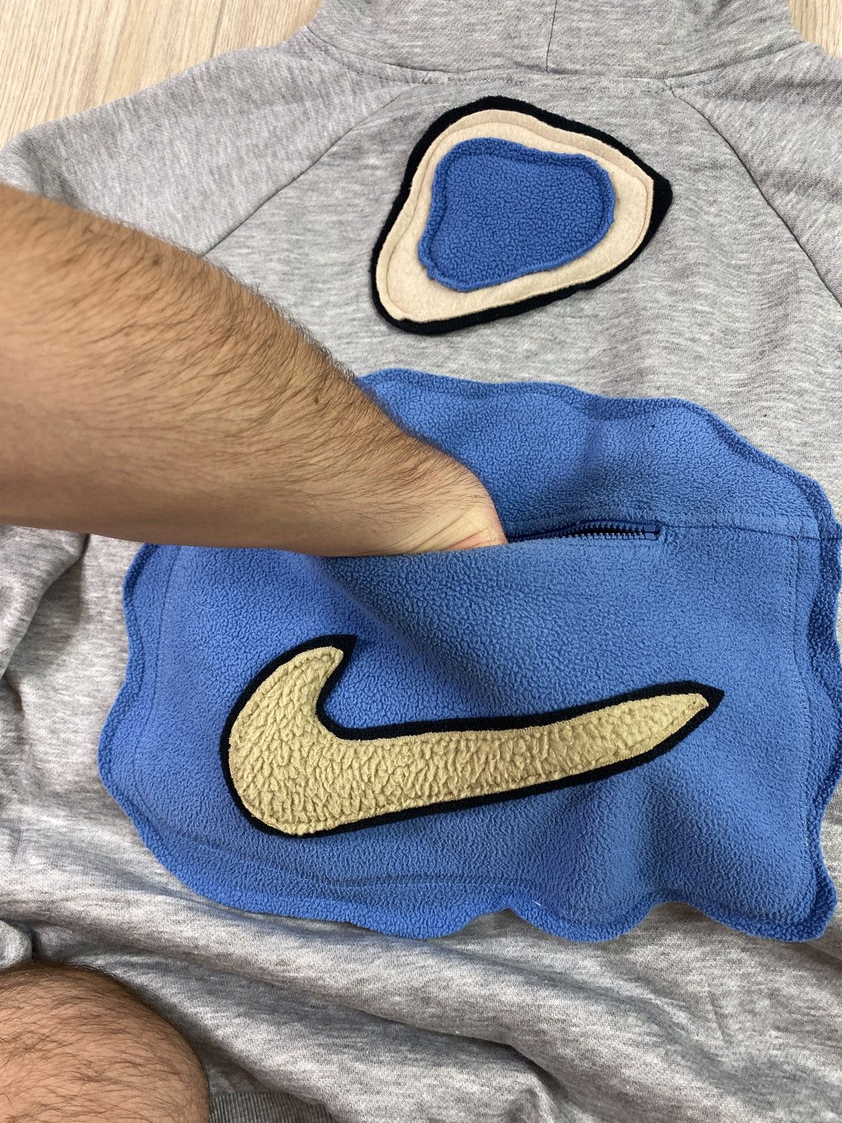 Nike × Vintage Vintage Nike Custom Skelet Center Swoosh Oversize Hoodie Y2K Size US L / EU 52-54 / 3 - 7 Thumbnail