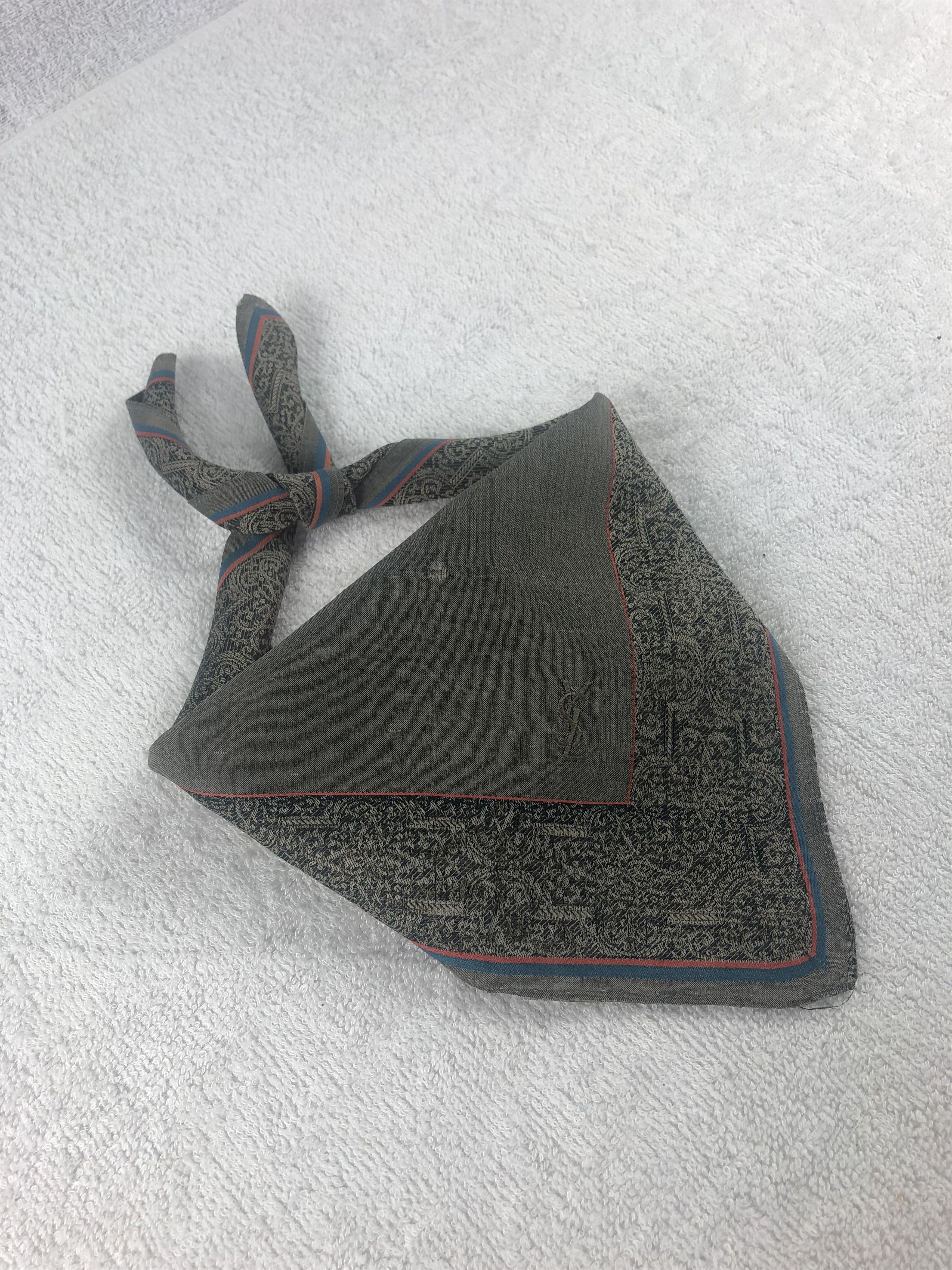 Yves Saint Laurent Yves Saint Laurent Handkerchief / Bandana / Neckerchief Size ONE SIZE - 1 Thumbnail