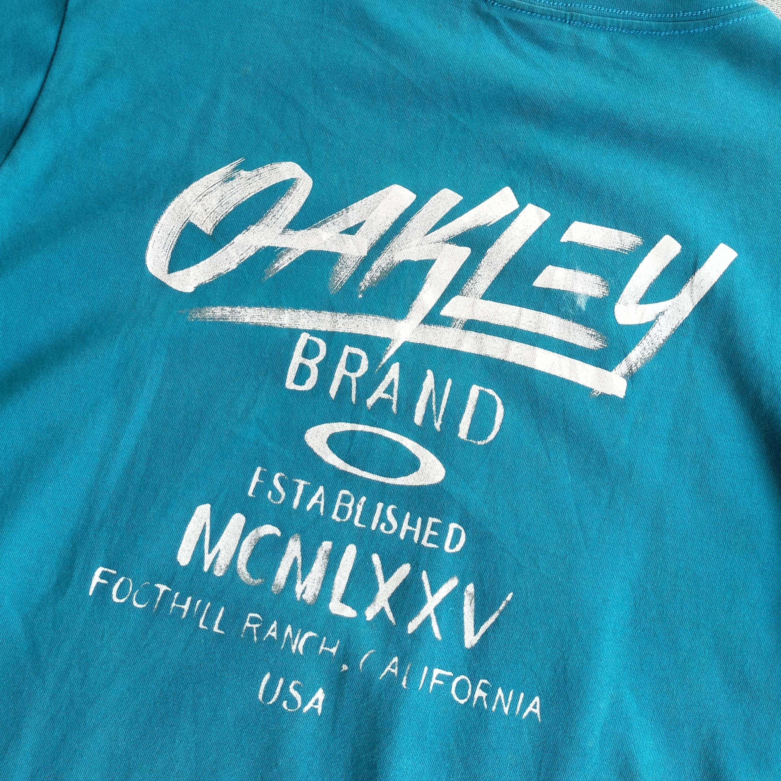 Oakley SS16 okley small logo center california tee Size US M / EU 48-50 / 2 - 10 Thumbnail