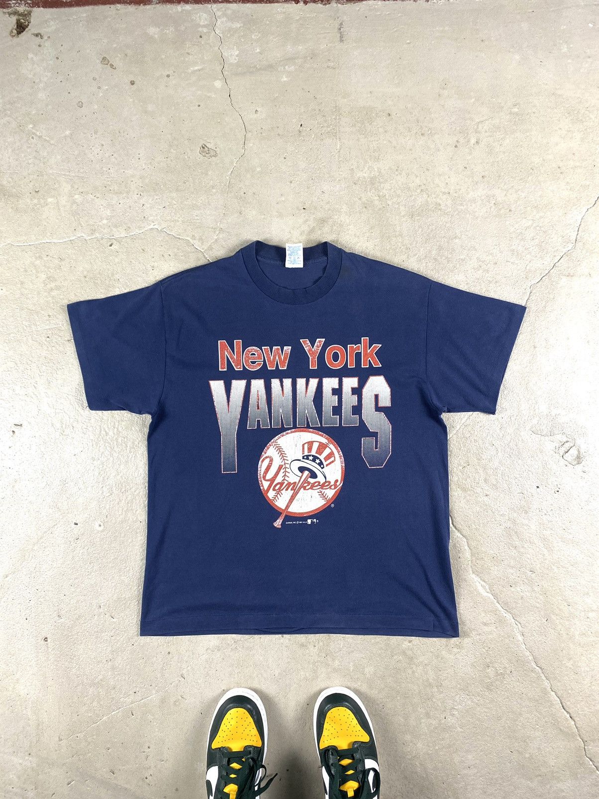 New York Yankees Rare! Vintage New York Yankees 1991 T Shirt Made USA NFL Pro Size US XL / EU 56 / 4 - 1 Thumbnail