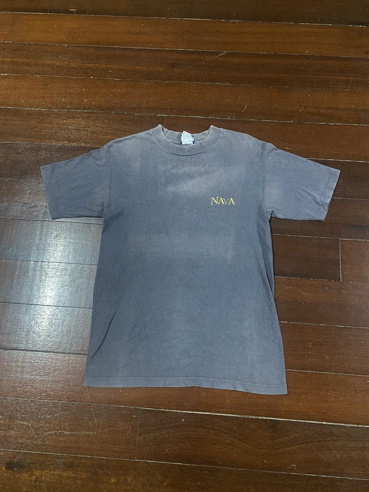 Quiksilver Vinatge Faded Nava Vintage Surfing Spellout Tshirt Size US M / EU 48-50 / 2 - 6 Thumbnail