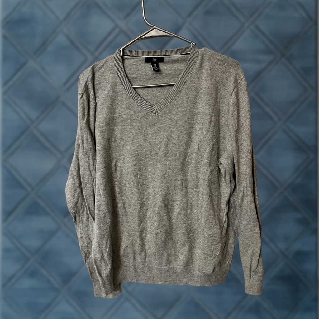 Gap Gap Sweater Men Medium Gray Cotton V Neck Casual Pullover Sweatshirt Size US M / EU 48-50 / 2 - 1 Thumbnail