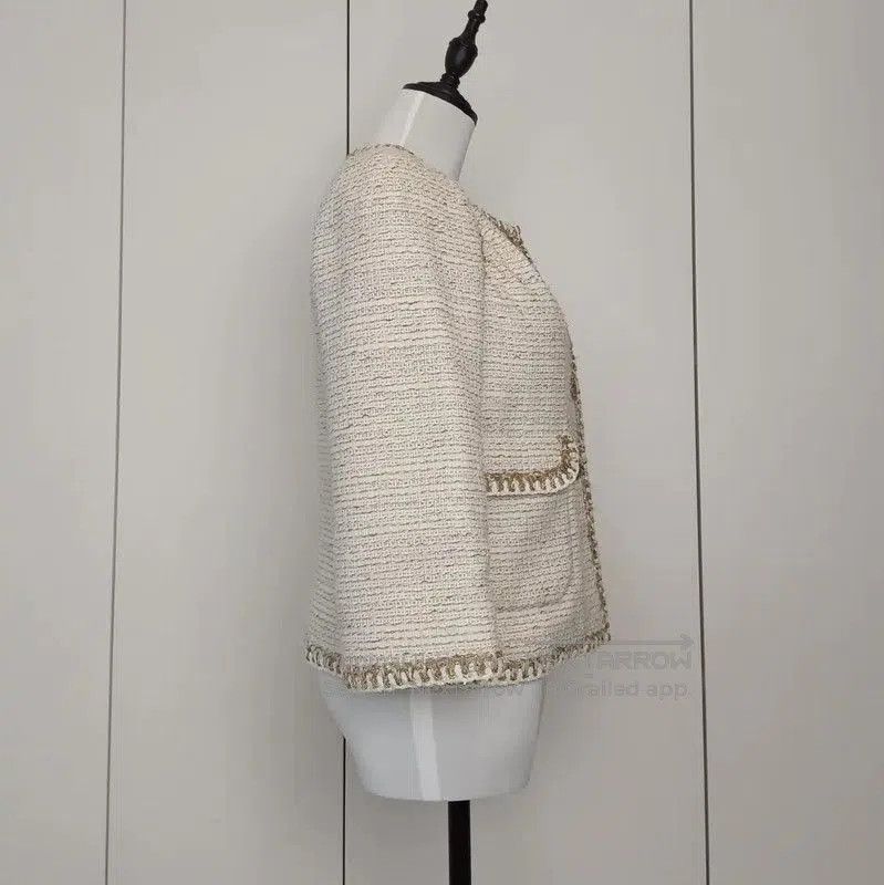 Chanel Chanel Beige Cotton Tweed Round Neck Jacket . Size S / US 4 / IT 40 - 3 Thumbnail