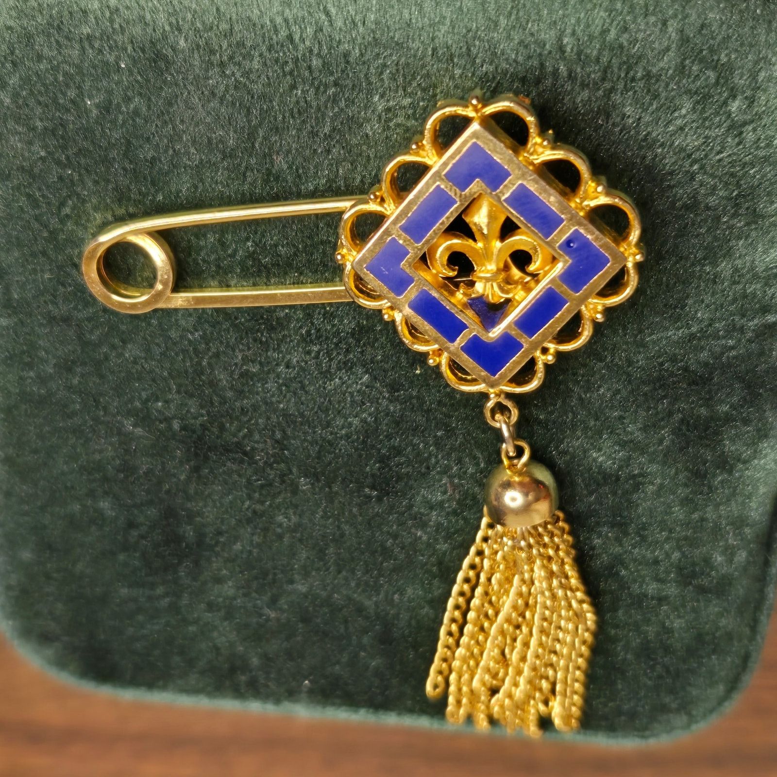 Vintage Vintage Victorian Style Gold Tone Blue Enamel Fleur de Lis Size ONE SIZE - 2 Thumbnail