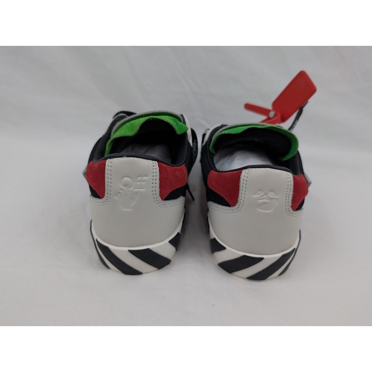 Off-White o1rshd1 Floating Arrow Low-Top Sneakers in Off White Size US 6 / EU 39 - 19 Thumbnail