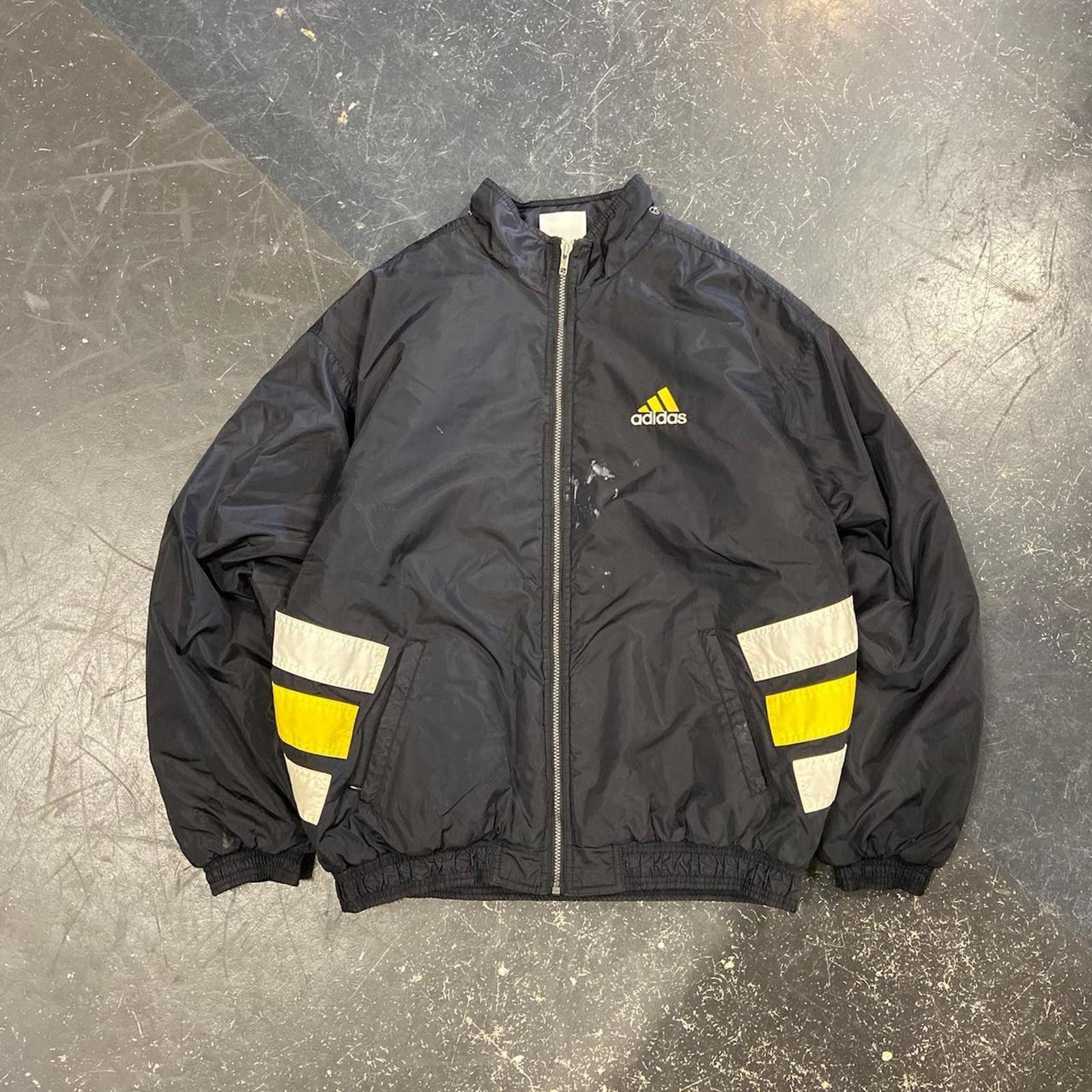 Adidas Vintage White / Yellow Adidas Puffer Jacket Size US L / EU 52-54 / 3 - 5 Thumbnail