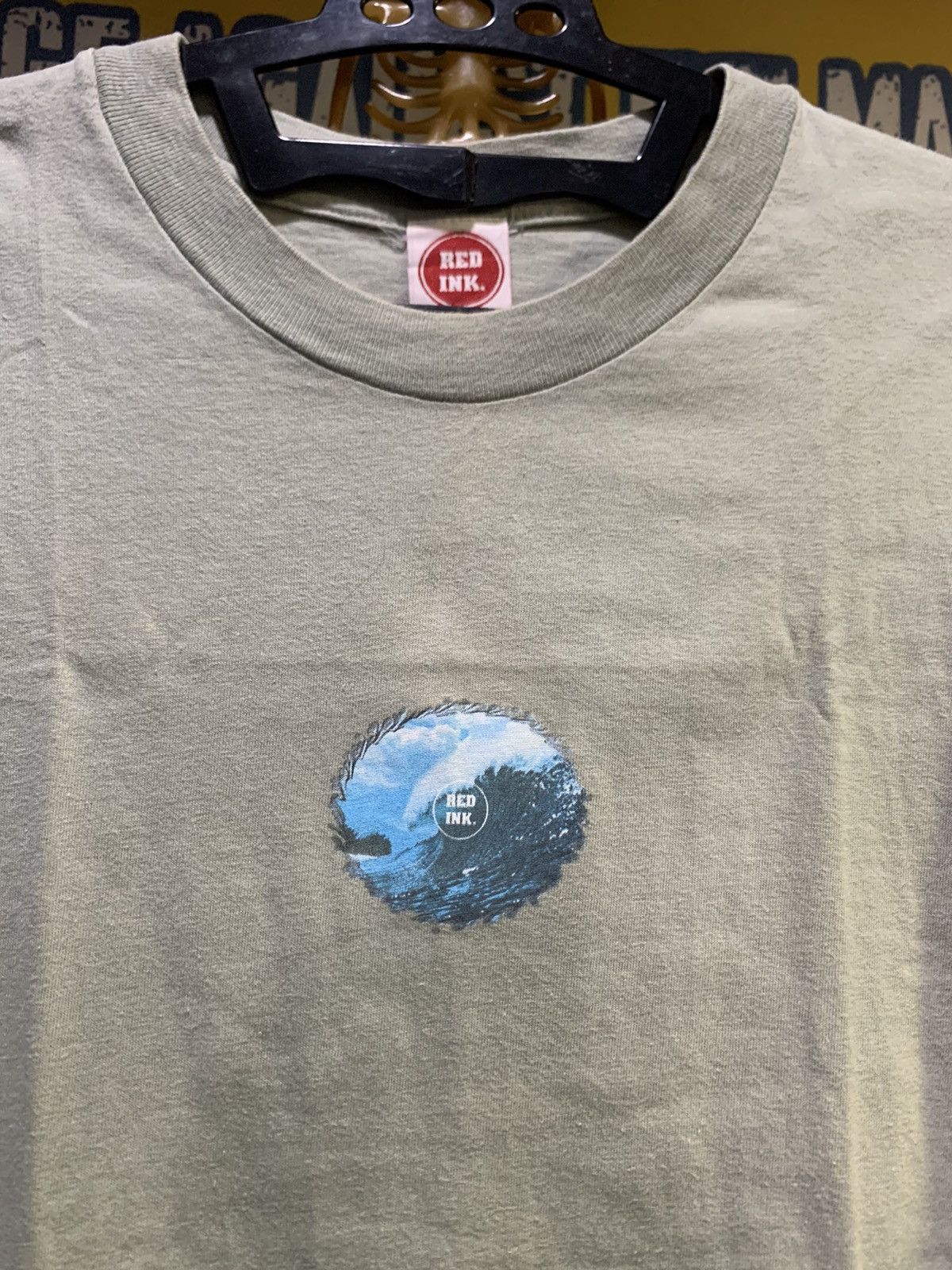 Sports Specialties Vintage RED INK “The Wave” Skate tee Size US L / EU 52-54 / 3 - 1 Thumbnail