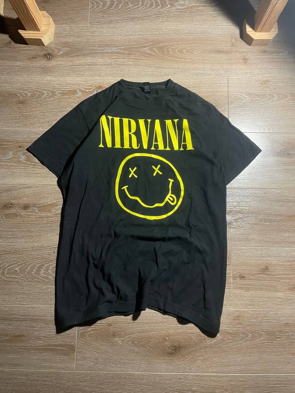 Gildan × Tultex × Vintage Nirvana 2019 merch tee Size US M / EU 48-50 / 2 - 1 Thumbnail