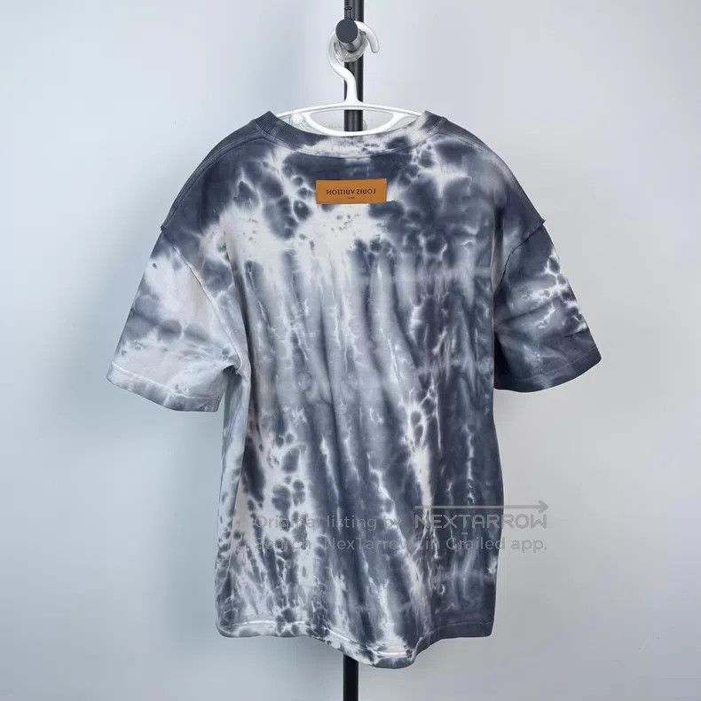 Louis Vuitton Louis Vuitton Black and white tie-dye doodle letter short Size US M / EU 48-50 / 2 - 2 Thumbnail