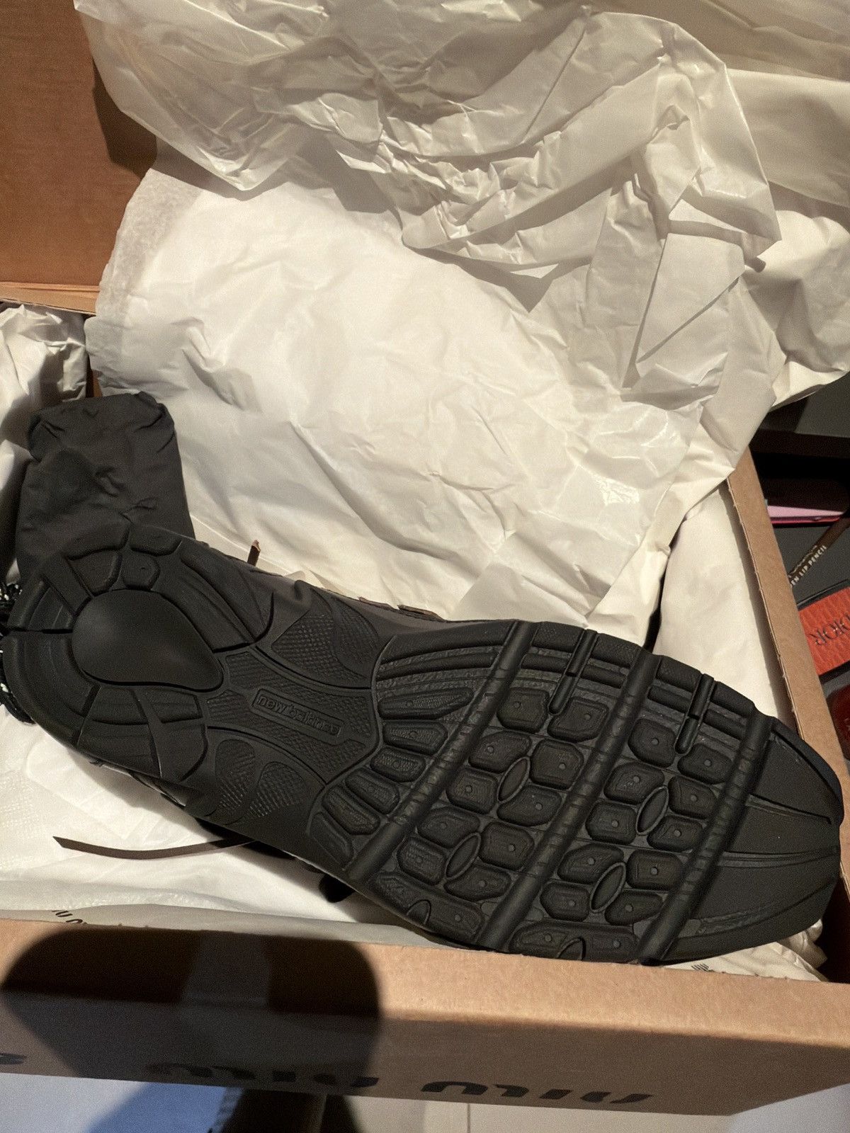 Miu Miu × New Balance Authentic Miu Miu sneakers in size 36 (US 6) Size US 6 / IT 36 - 5 Thumbnail
