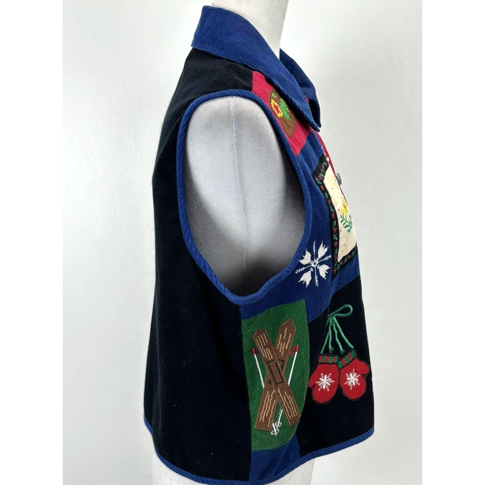 Vintage VINTAGE Khaki Rose Corduroy Christmas Vest Medium Beige Holiday Womens Size M / US 6-8 / IT 42-44 - 4 Thumbnail